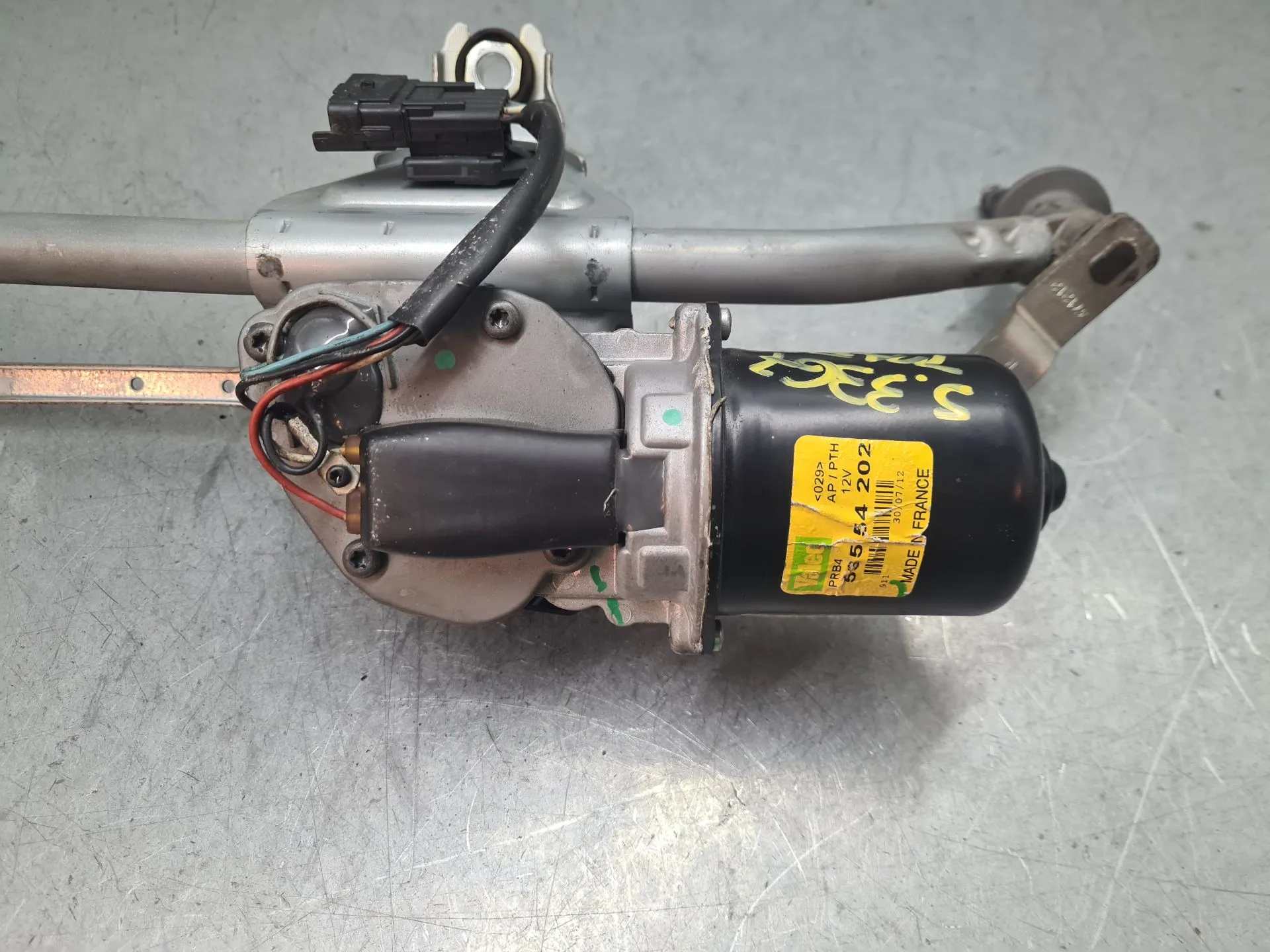 Motor limpiaparabrisas Frente RENAULT Trafic II (FL) Imagem-2