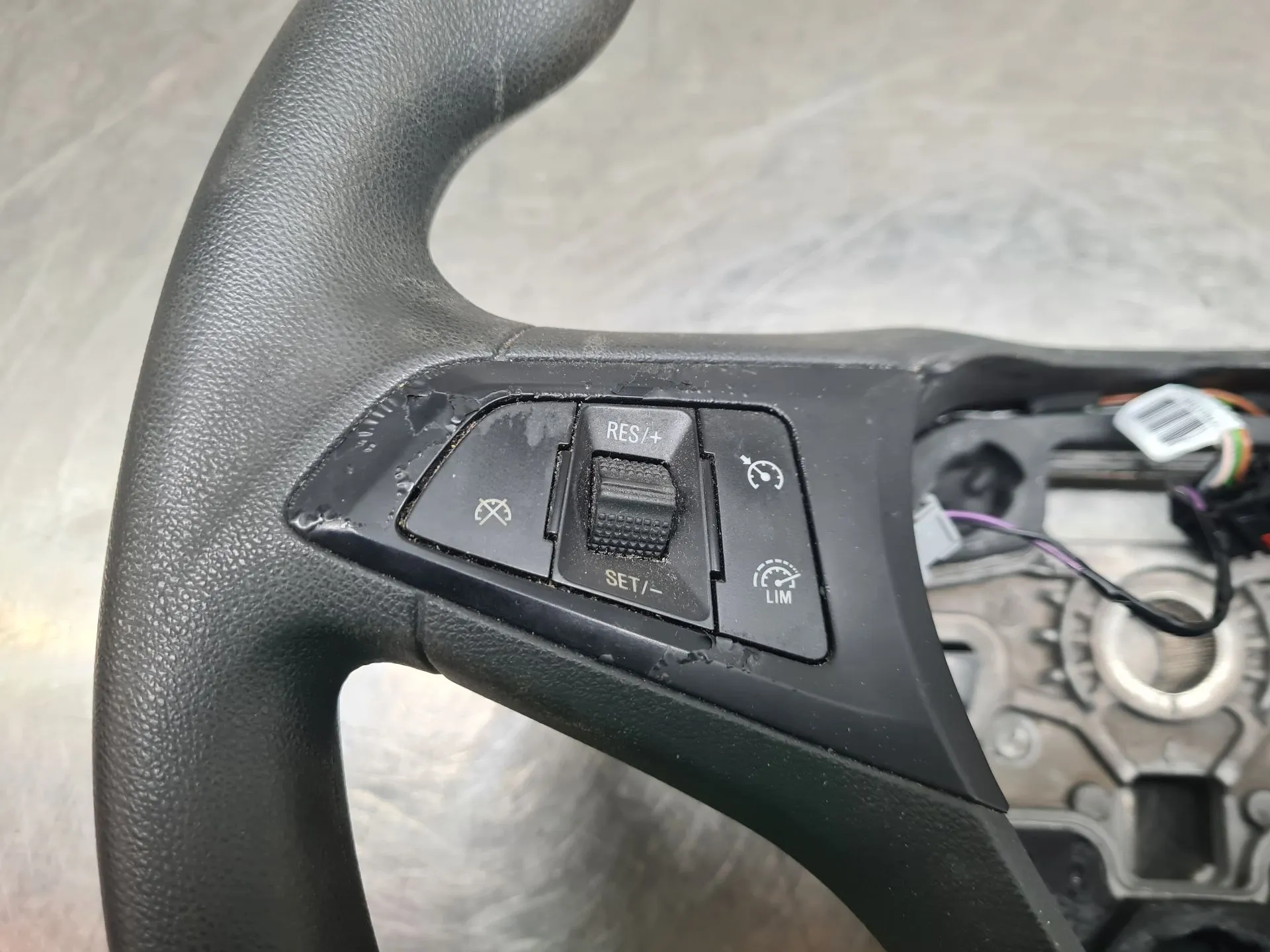 Volante OPEL Karl Imagem-1