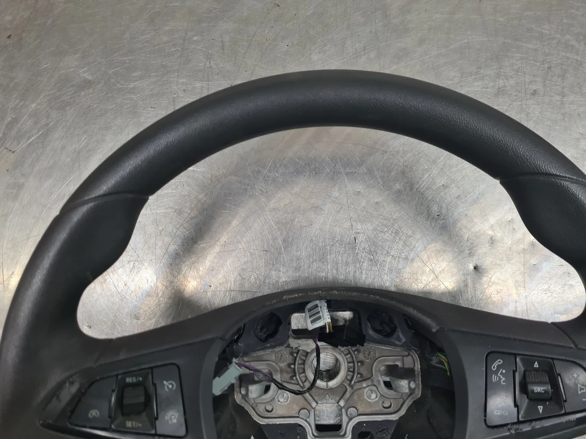 Volante OPEL Karl Imagem-4