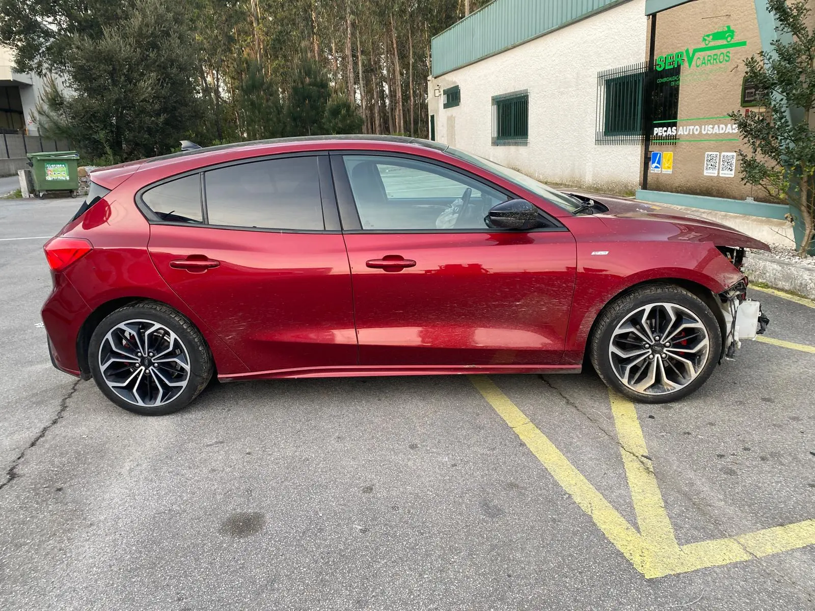 Alzavetro anteriore destro FORD Focus IV