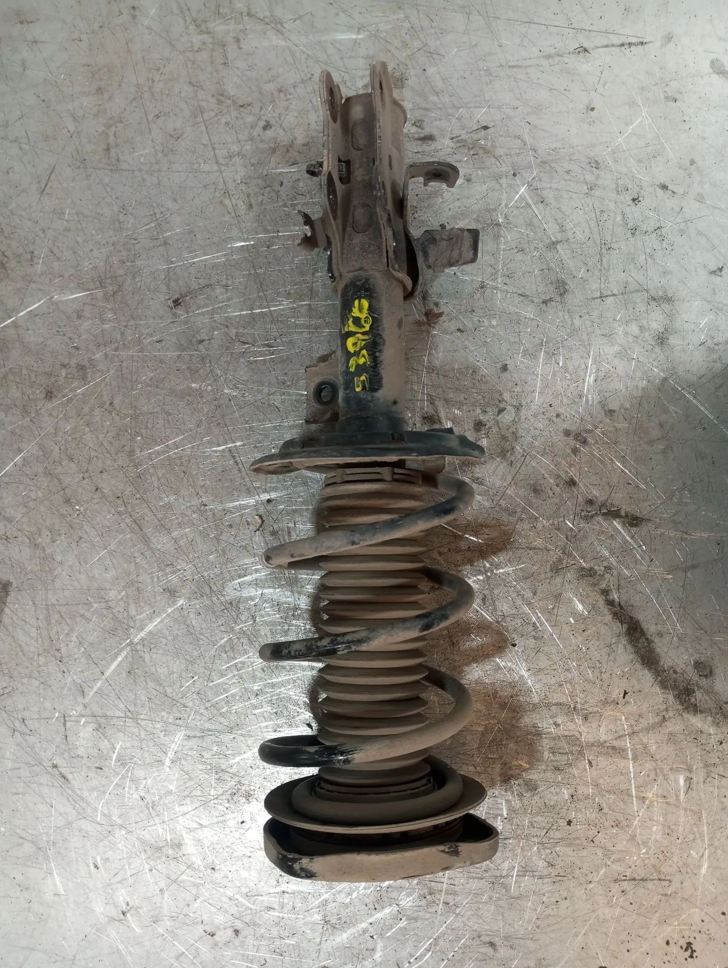Left Front Shock Absorber FORD Focus IV