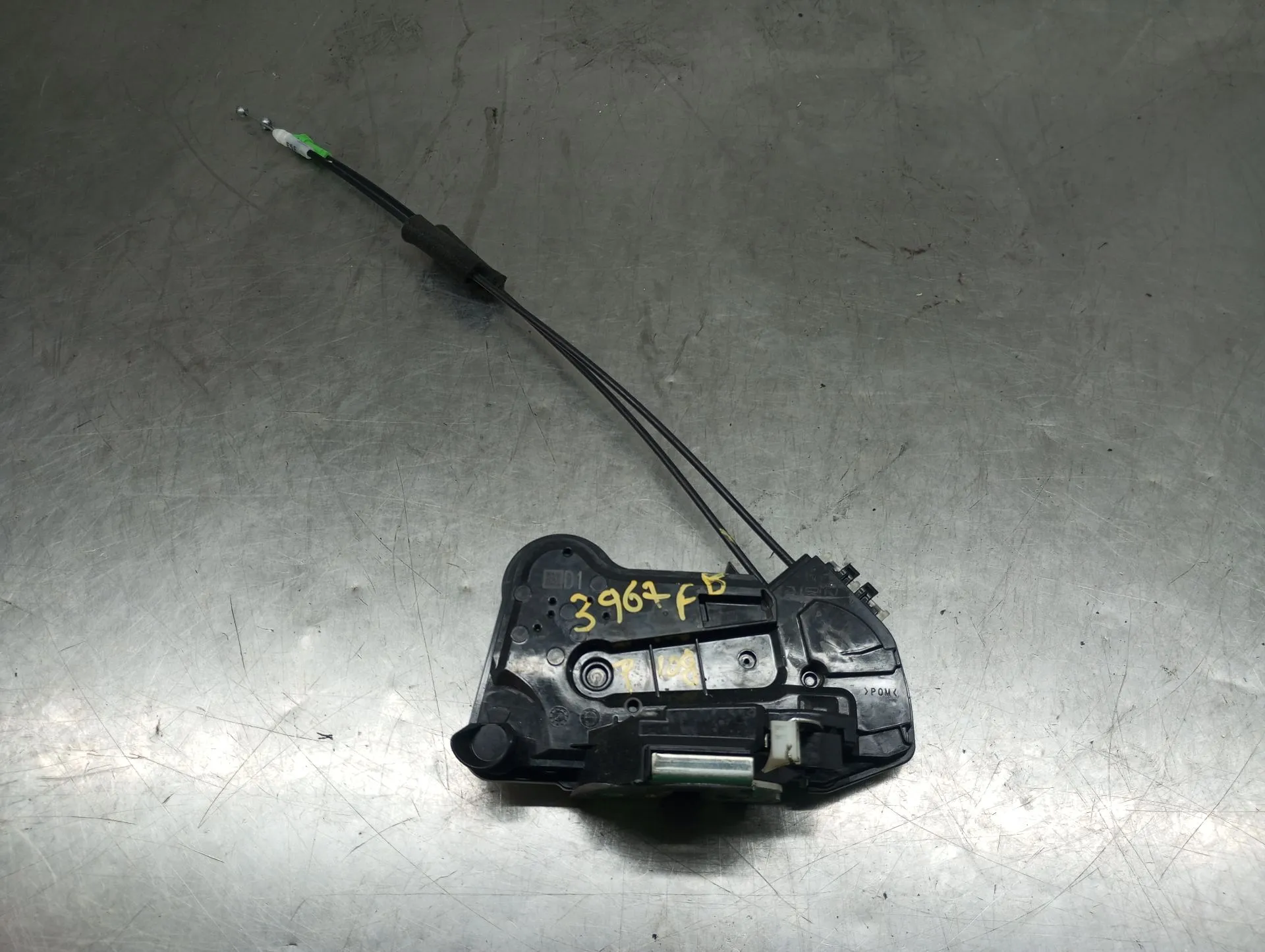 Serrure Avant Droite PEUGEOT 108 Imagem-1