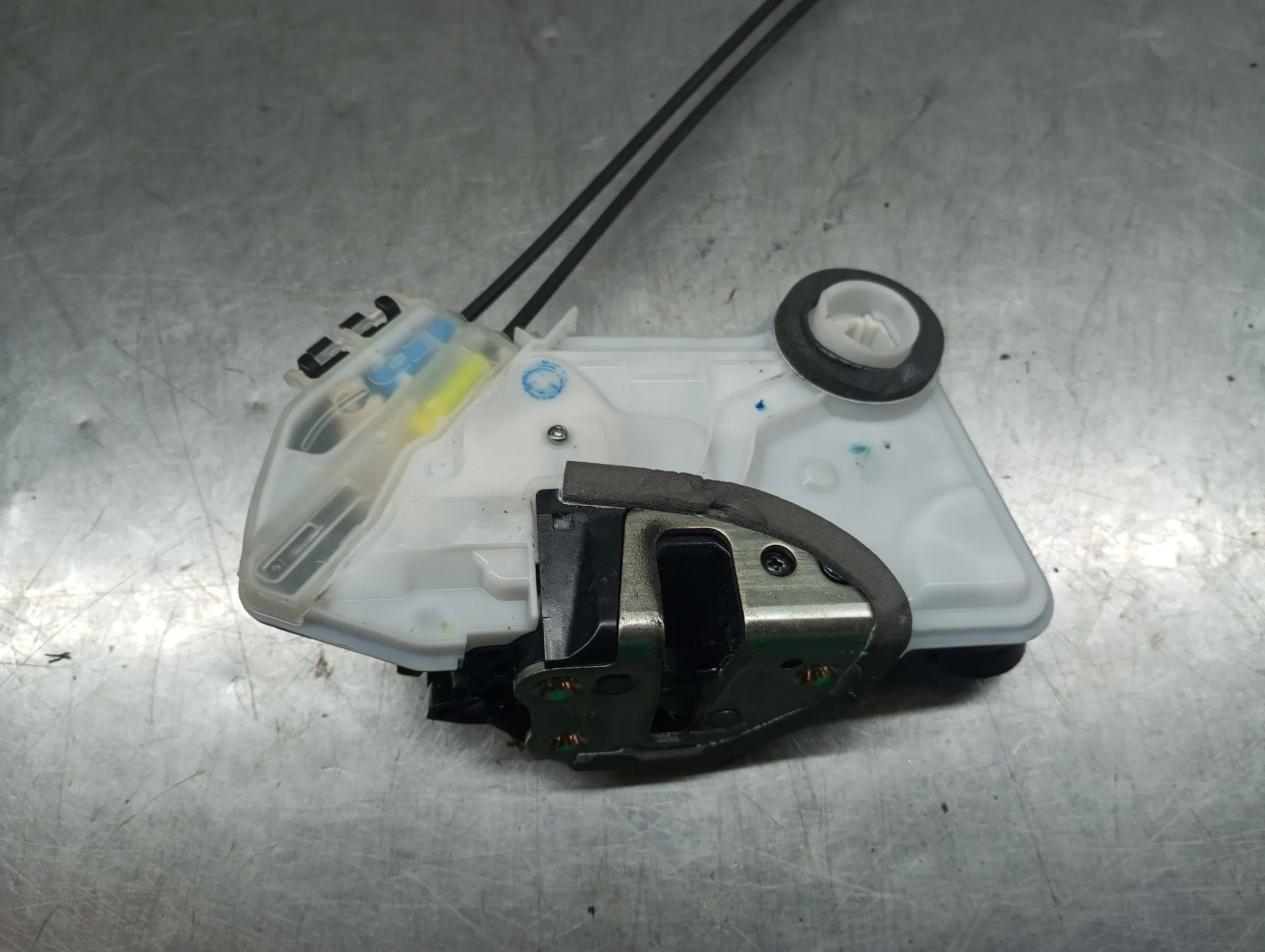 Serrure Avant Droite PEUGEOT 108 Imagem-2