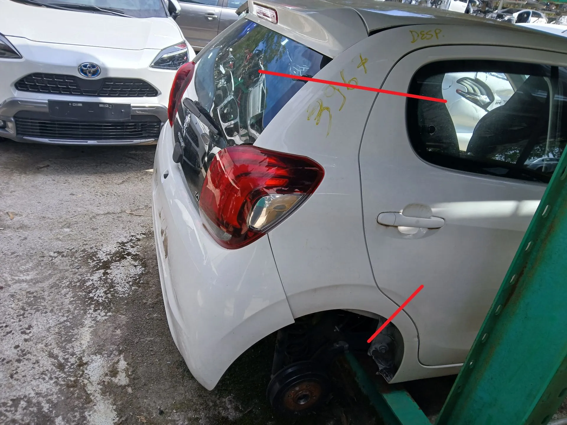 Painel trás direito PEUGEOT 108