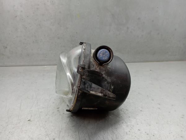 Left front fog light BMW 3 (E90) Imagem-1