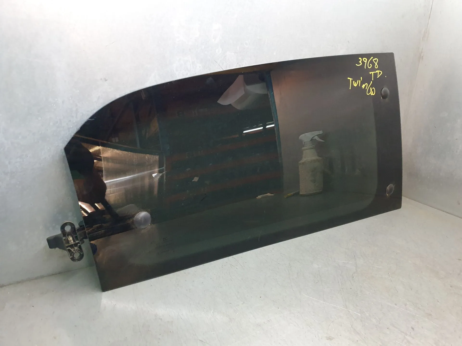 Vetro porta posteriore destra RENAULT Twingo III (BCM_)