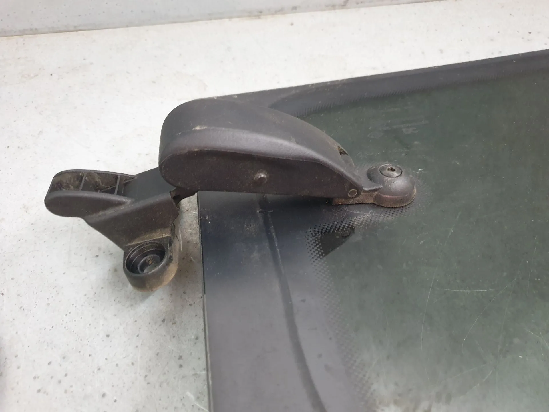 Right rear door glass RENAULT Twingo III (BCM_) Imagem-1