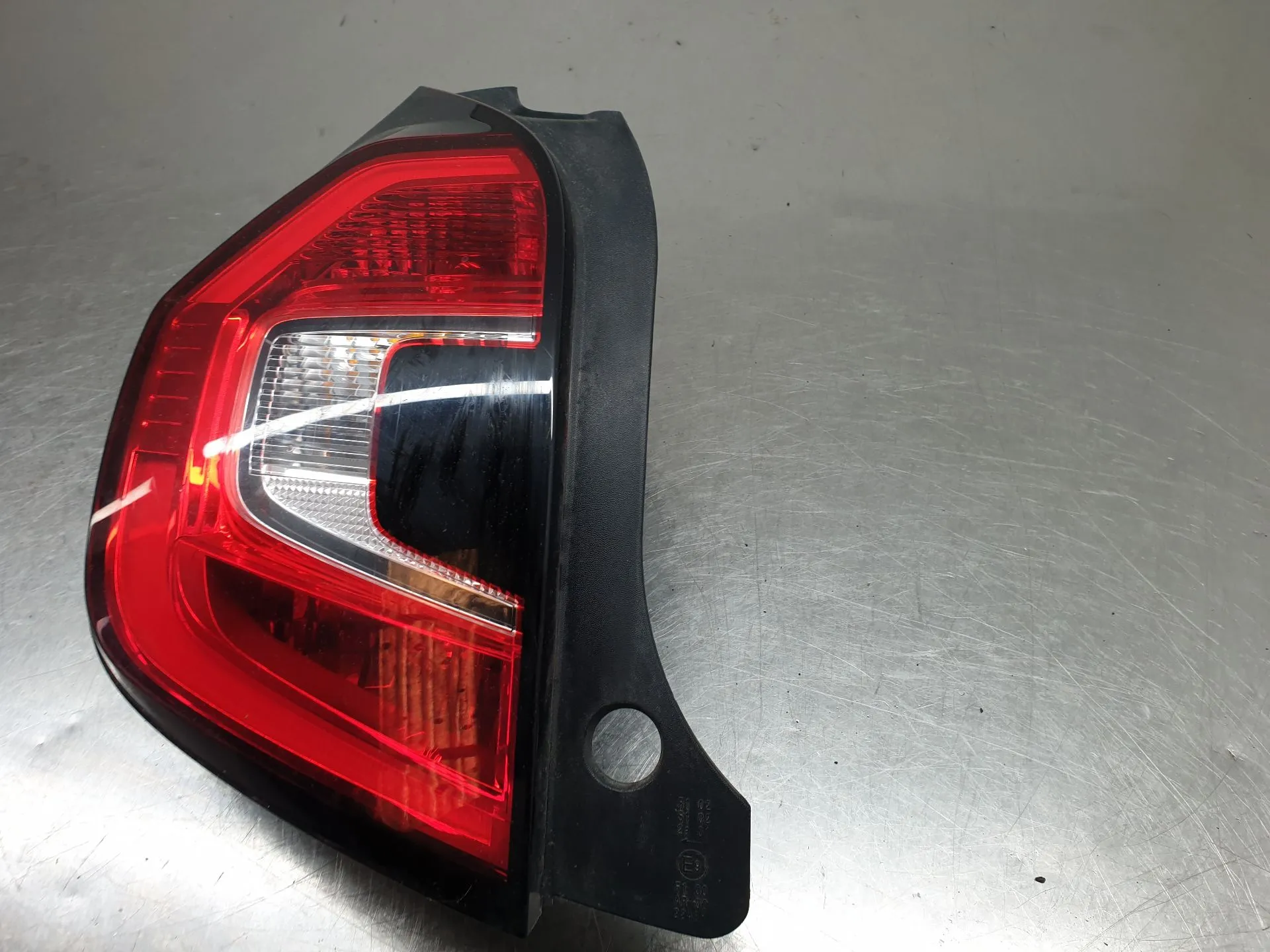 Feu arrière Gauche RENAULT Twingo III (BCM_) Imagem-2