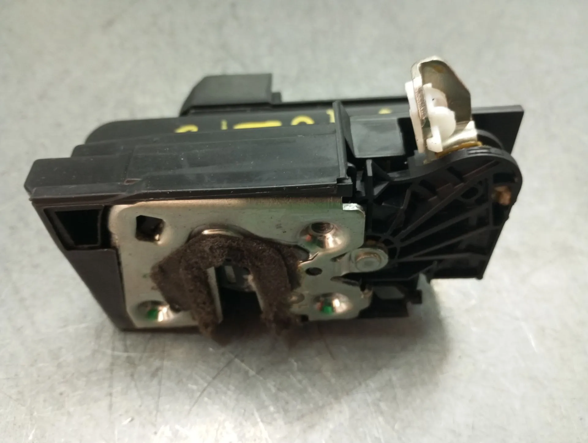 Serratura / chiusura posteriore destra DACIA Sandero III