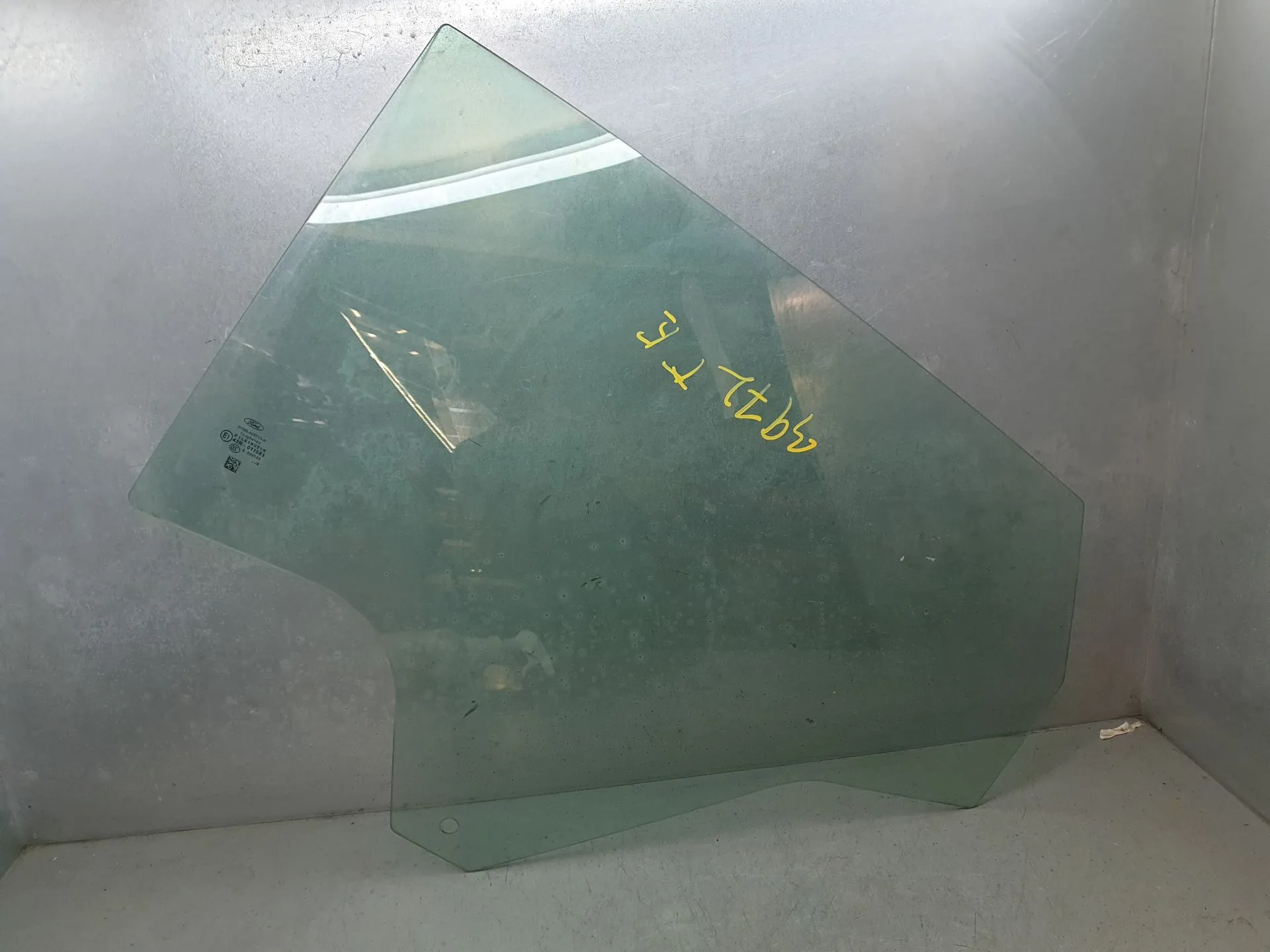 Vidrio puerta Trasero Izquierdo FORD Fiesta VII (HJ, HF)