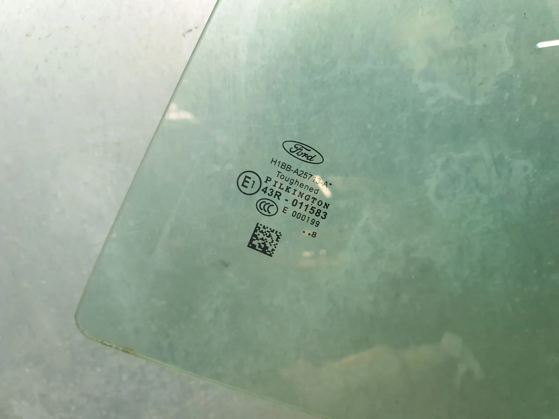 Vetro porta posteriore sinistra FORD Fiesta VII (HJ, HF) Imagem-1