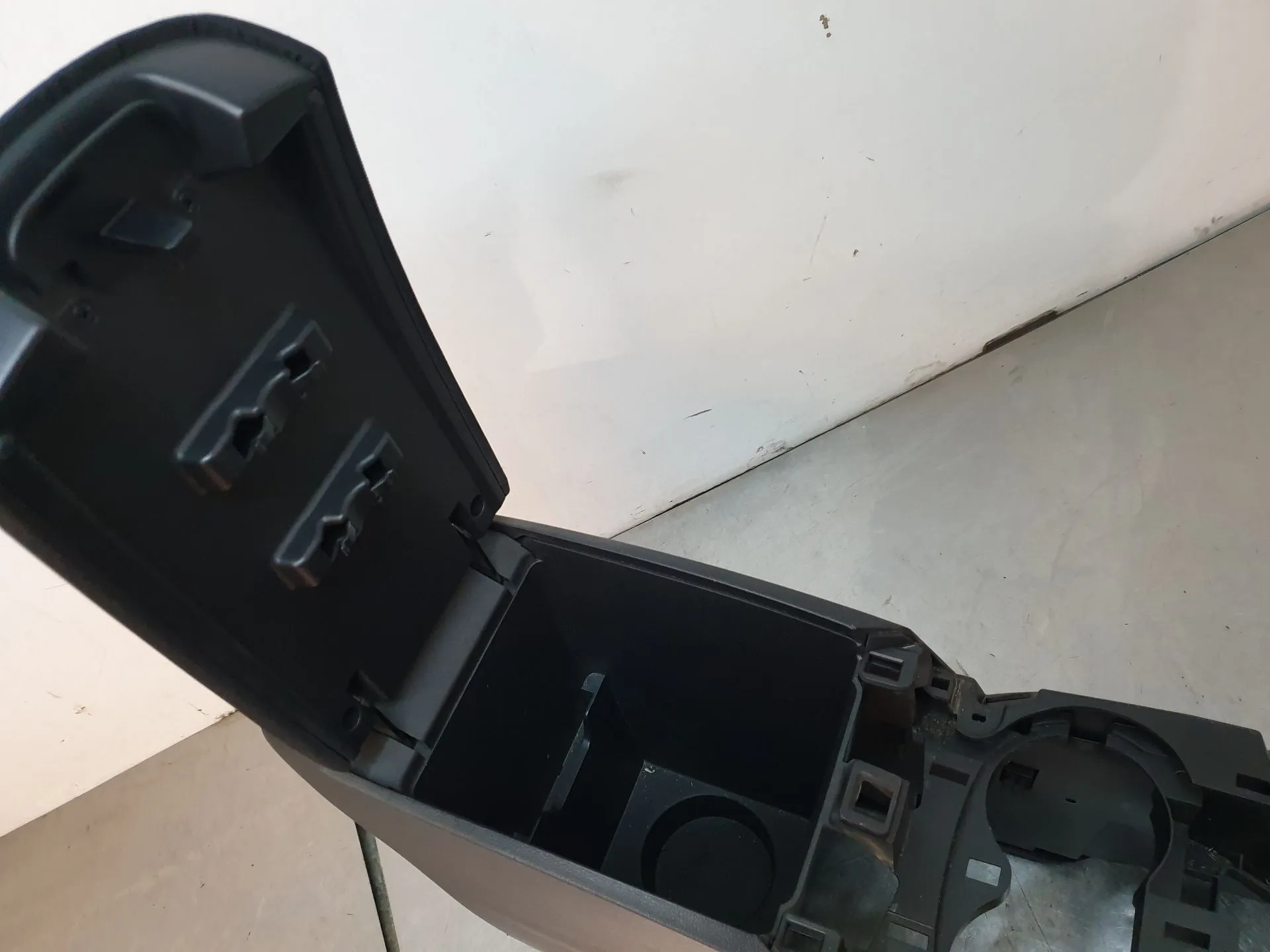 Apoio de braço RENAULT Kadjar (HA_, HL_) Imagem-6