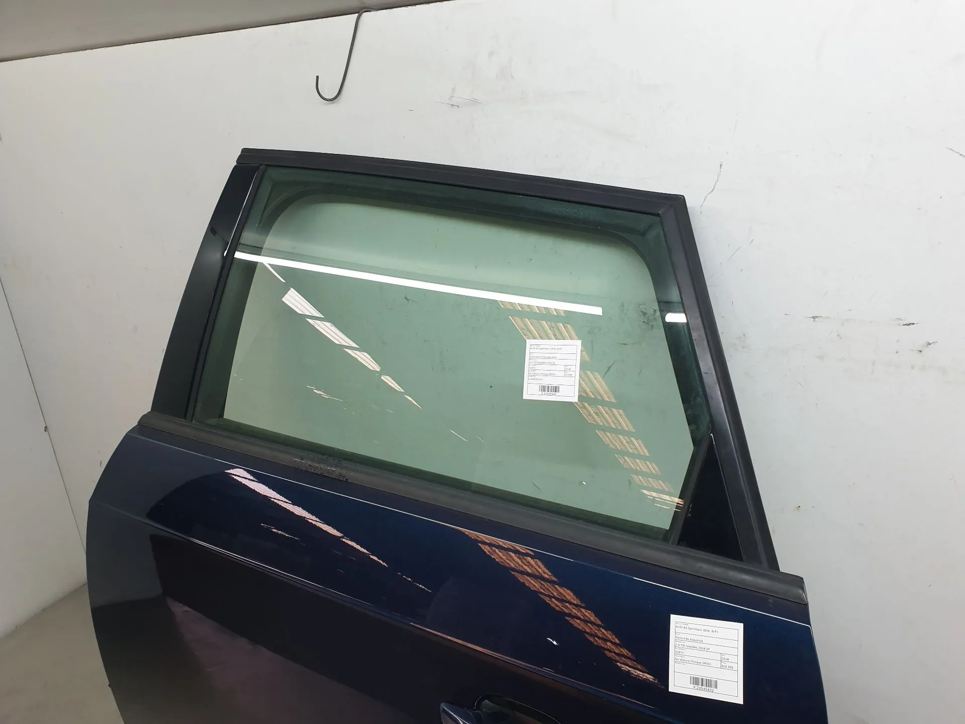 Vidro porta trás esquerdo AUDI A3 Sportback (8VA, 8VF)