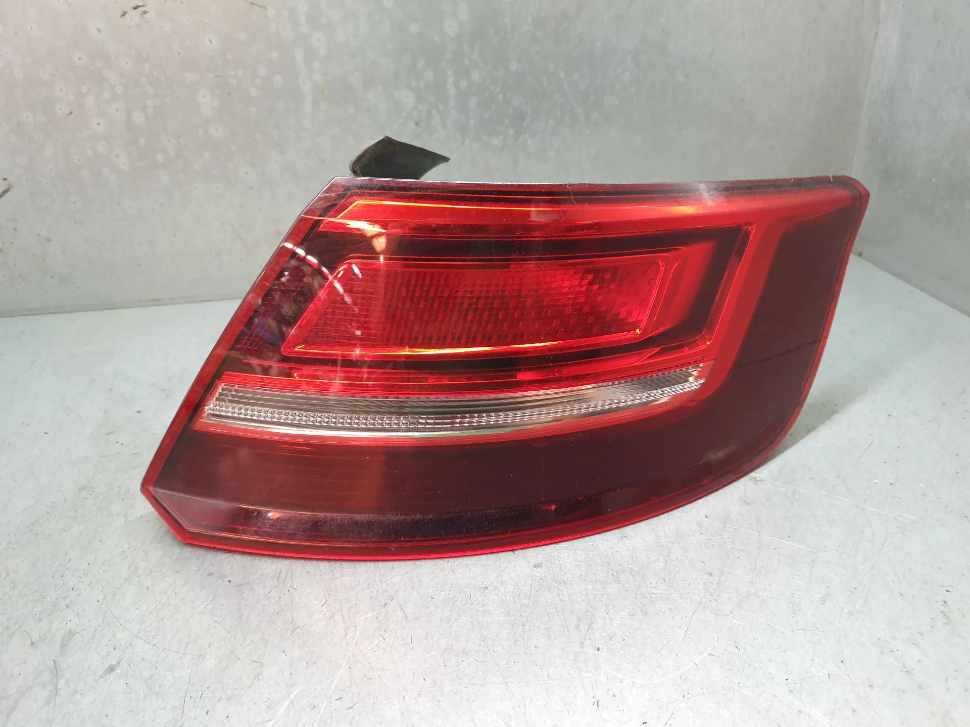 Feu arrière Droite AUDI A3 Sportback (8VA, 8VF)
