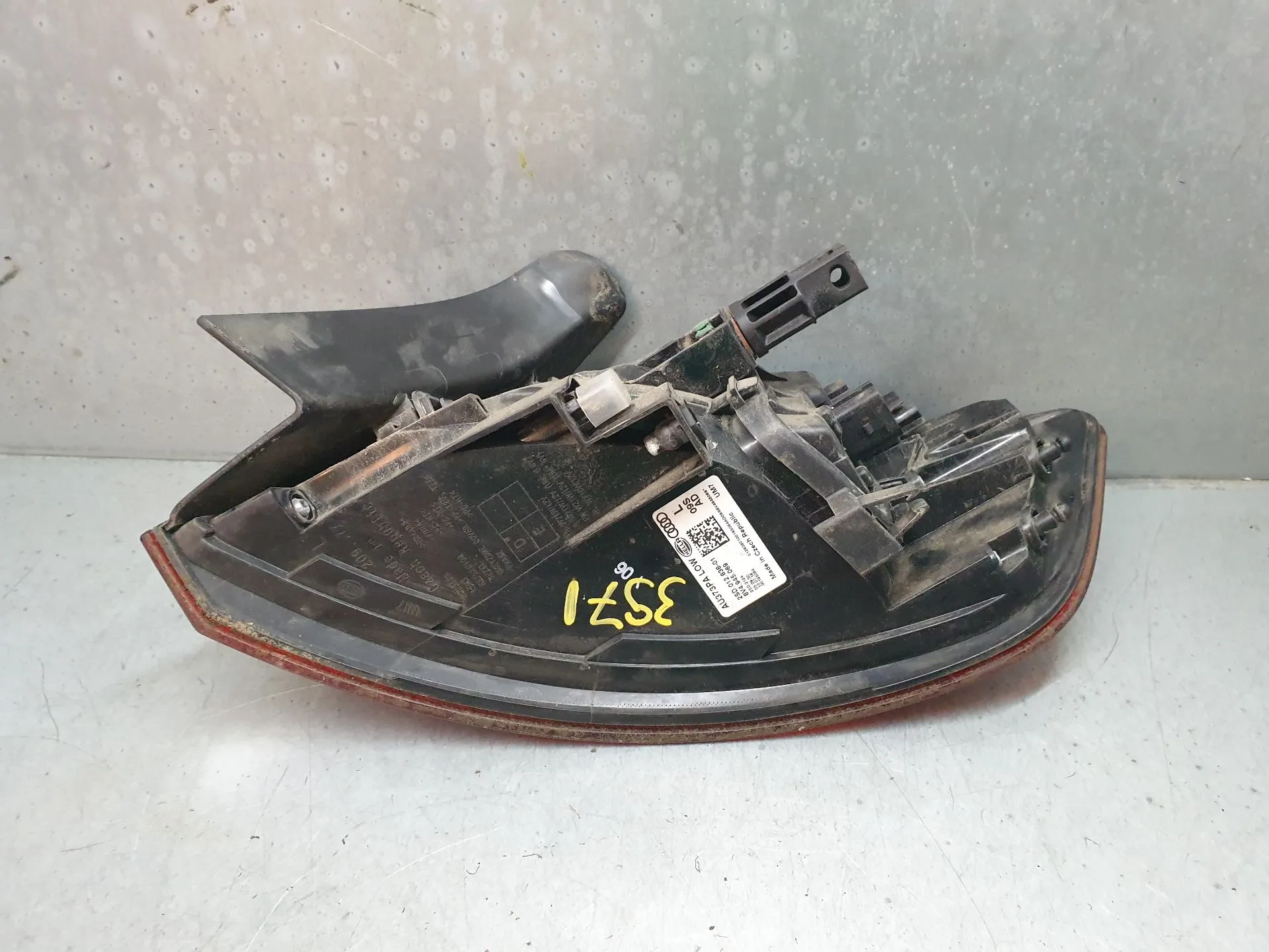 Feu arrière Gauche AUDI A3 Sportback (8VA, 8VF) Imagem-4