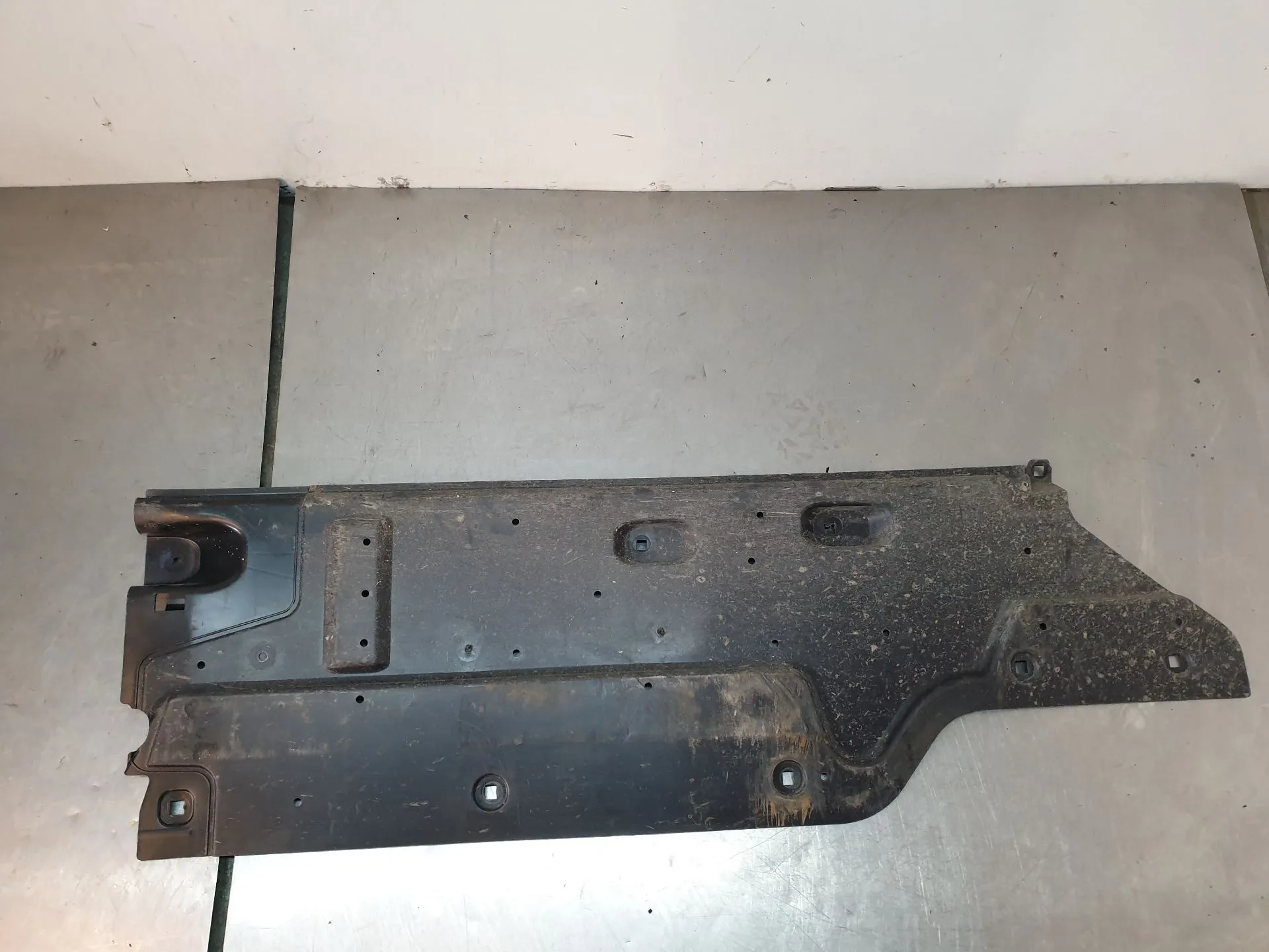 Blindagem inferior do motor CITROËN Berlingo (K9)