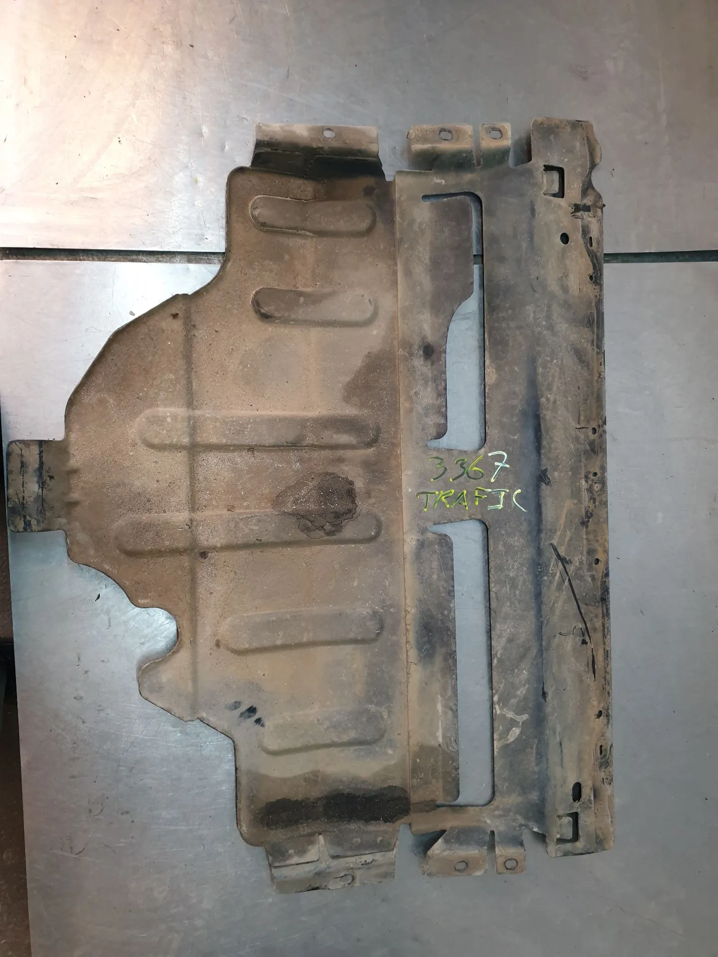 Engine underbody shielding RENAULT Trafic II (FL) Imagem-1