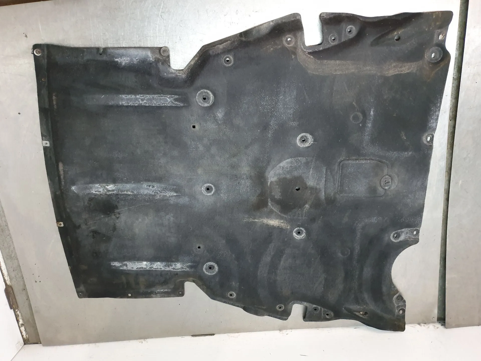 Engine underbody shielding BMW 1 (F20)