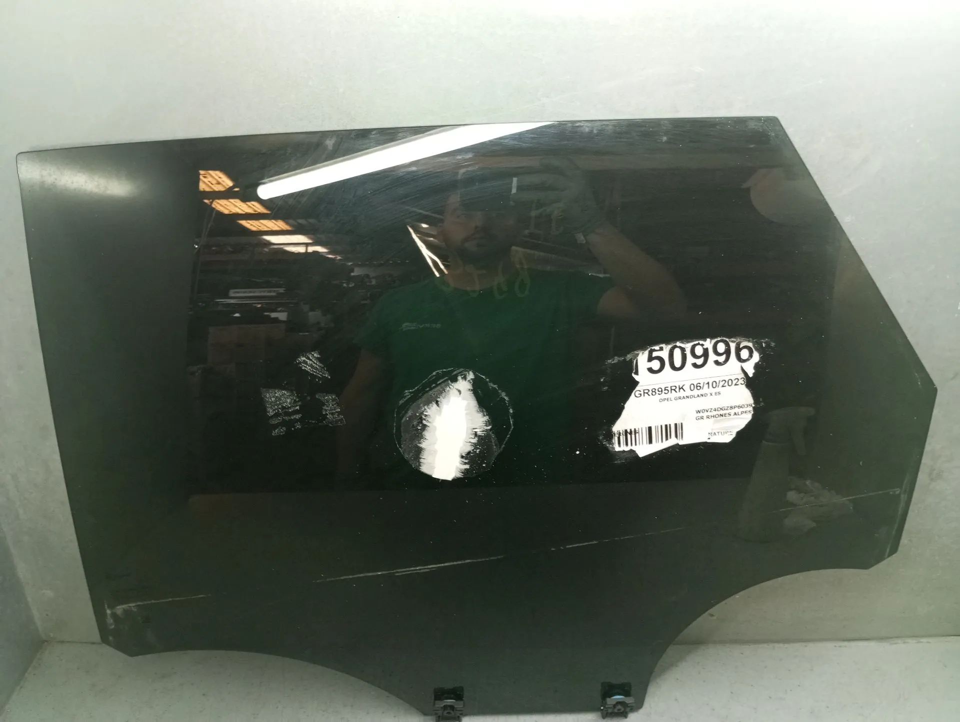 Vetro porta posteriore sinistra OPEL Grandland X (75)