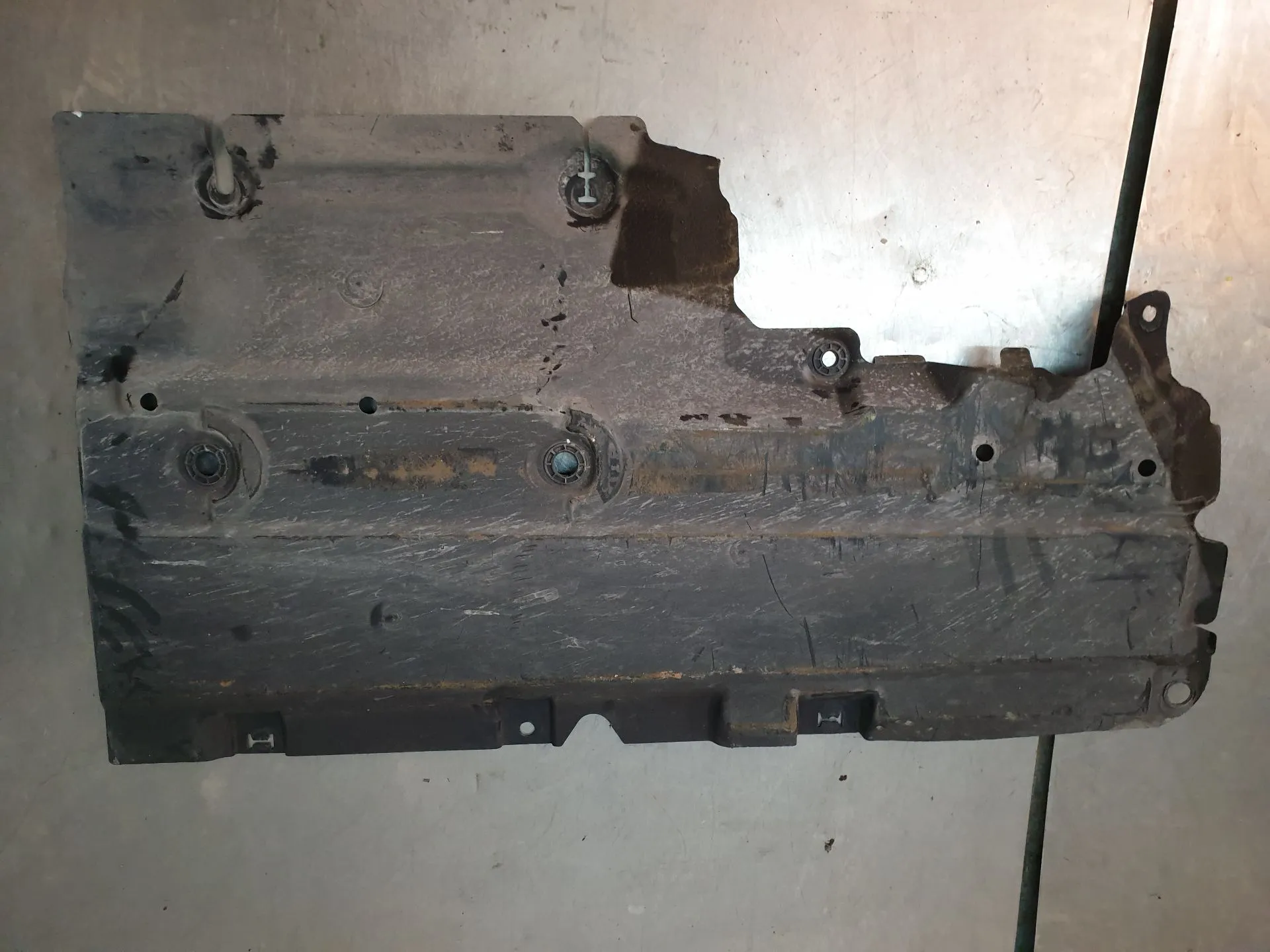 Engine underbody shielding DACIA Logan III Imagem-1