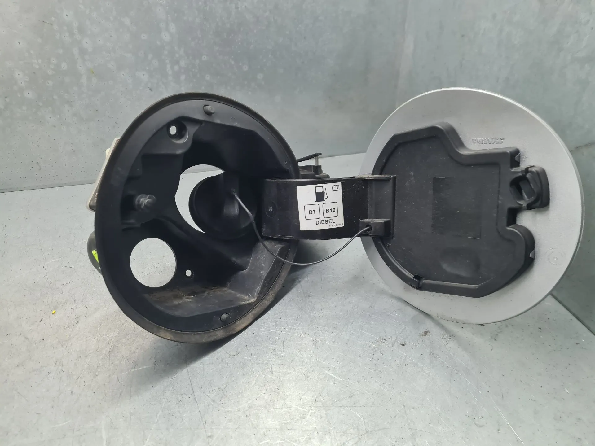 Tappo serbatoio carburante RENAULT Clio V (BF_) Imagem-3