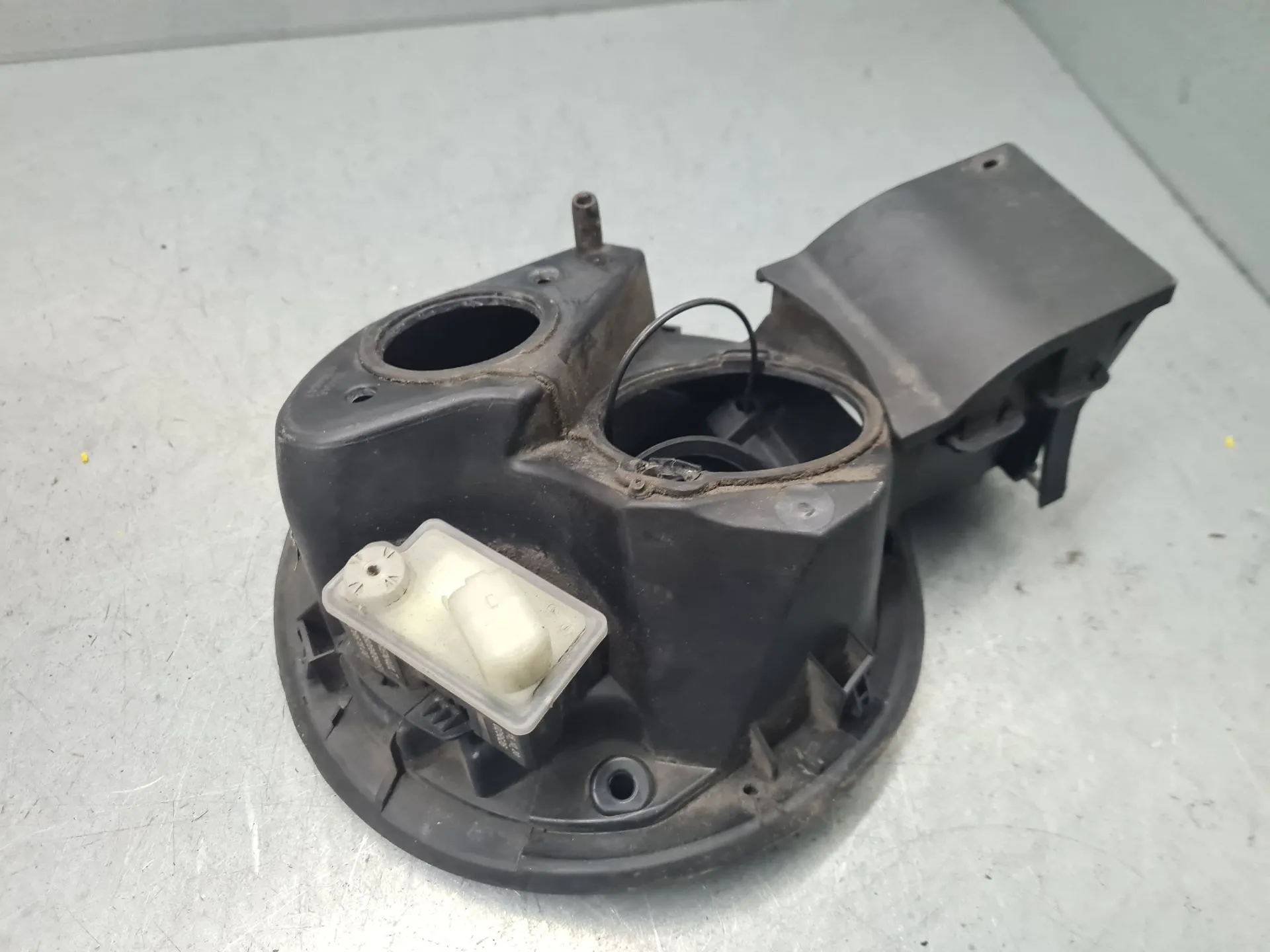 Tappo serbatoio carburante RENAULT Clio V (BF_) Imagem-4