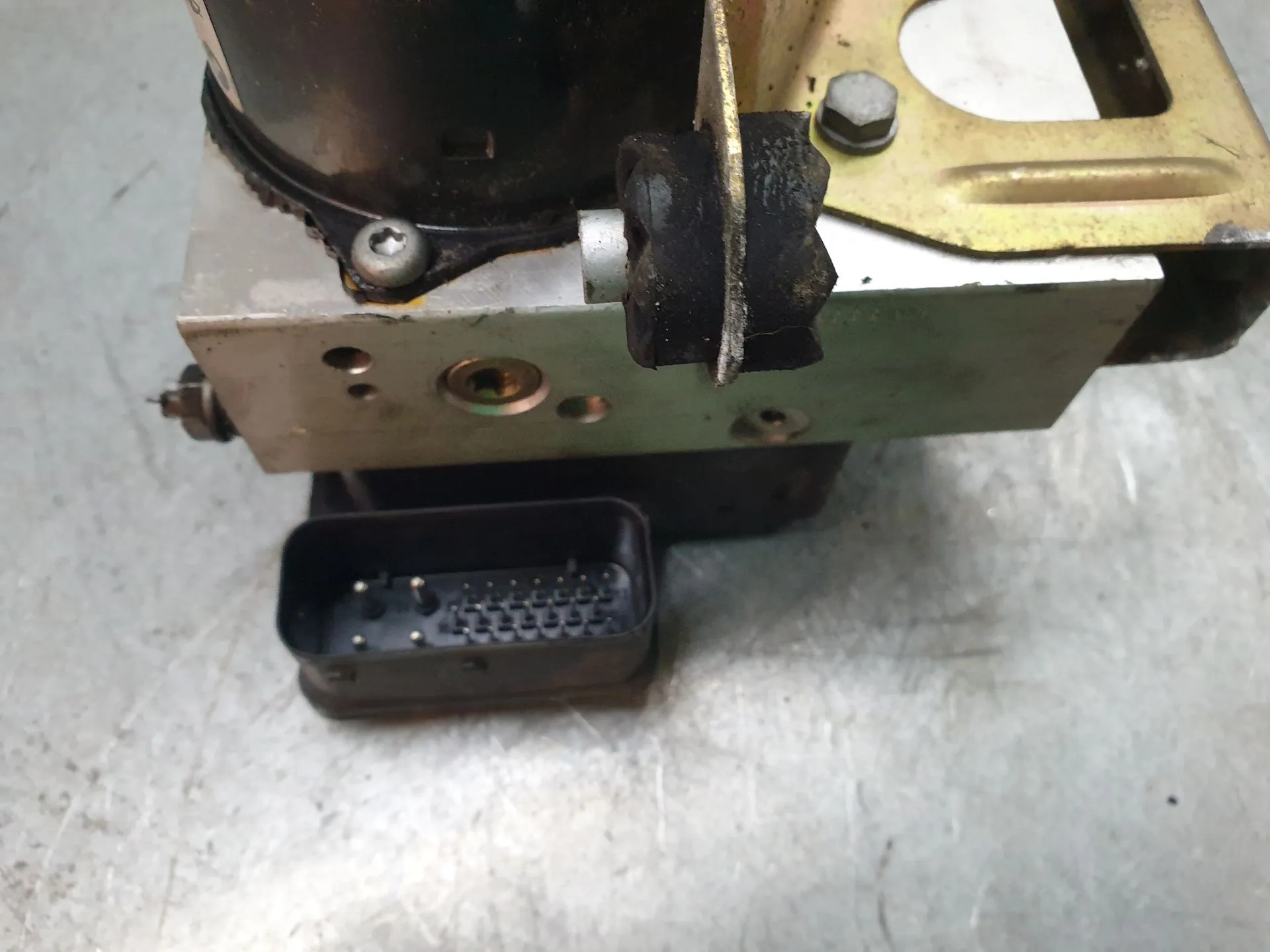 ABS BMW 3 Touring (E46) Imagem-2