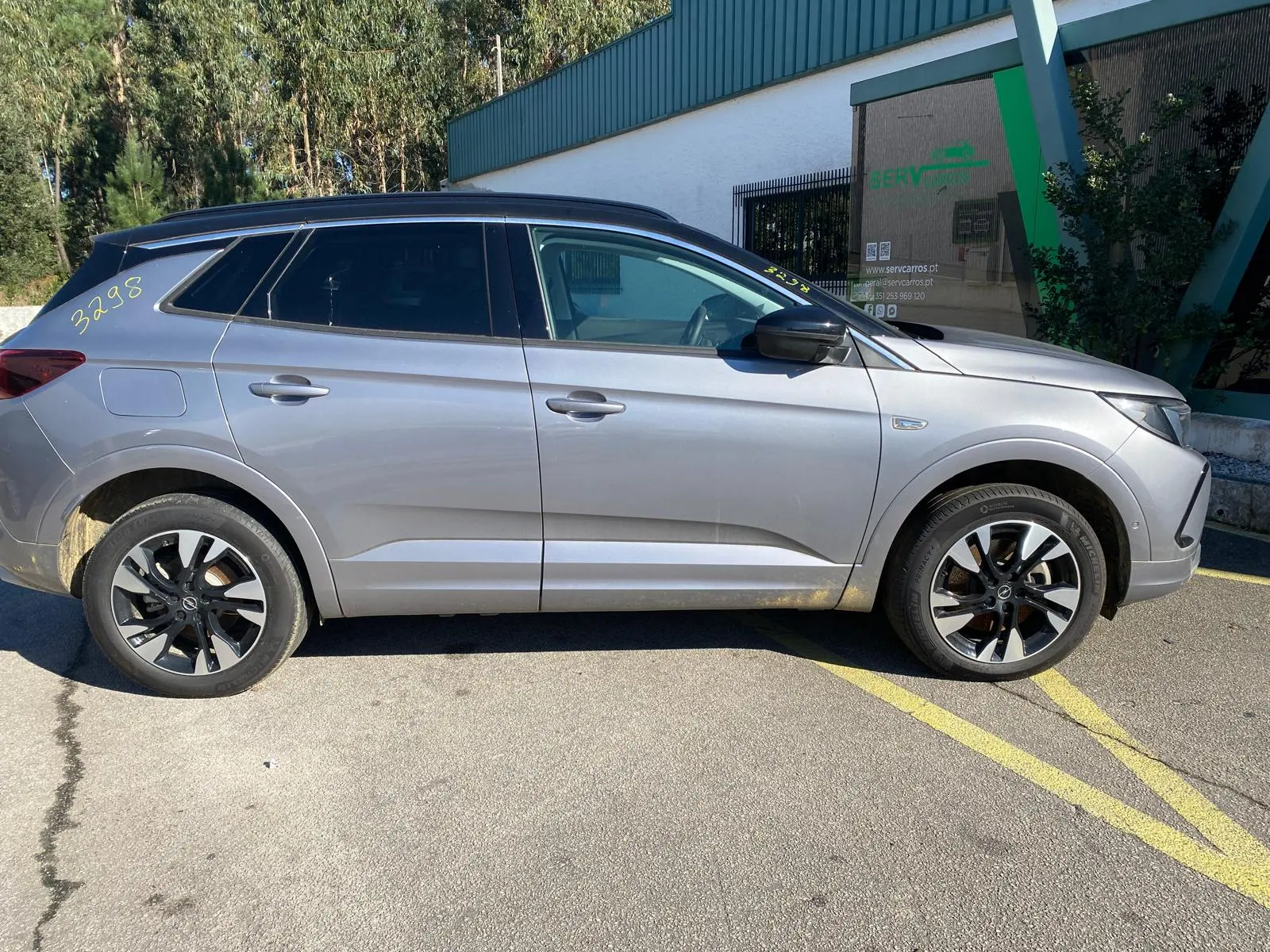 Frente Completa OPEL Grandland X (75) Imagem-2