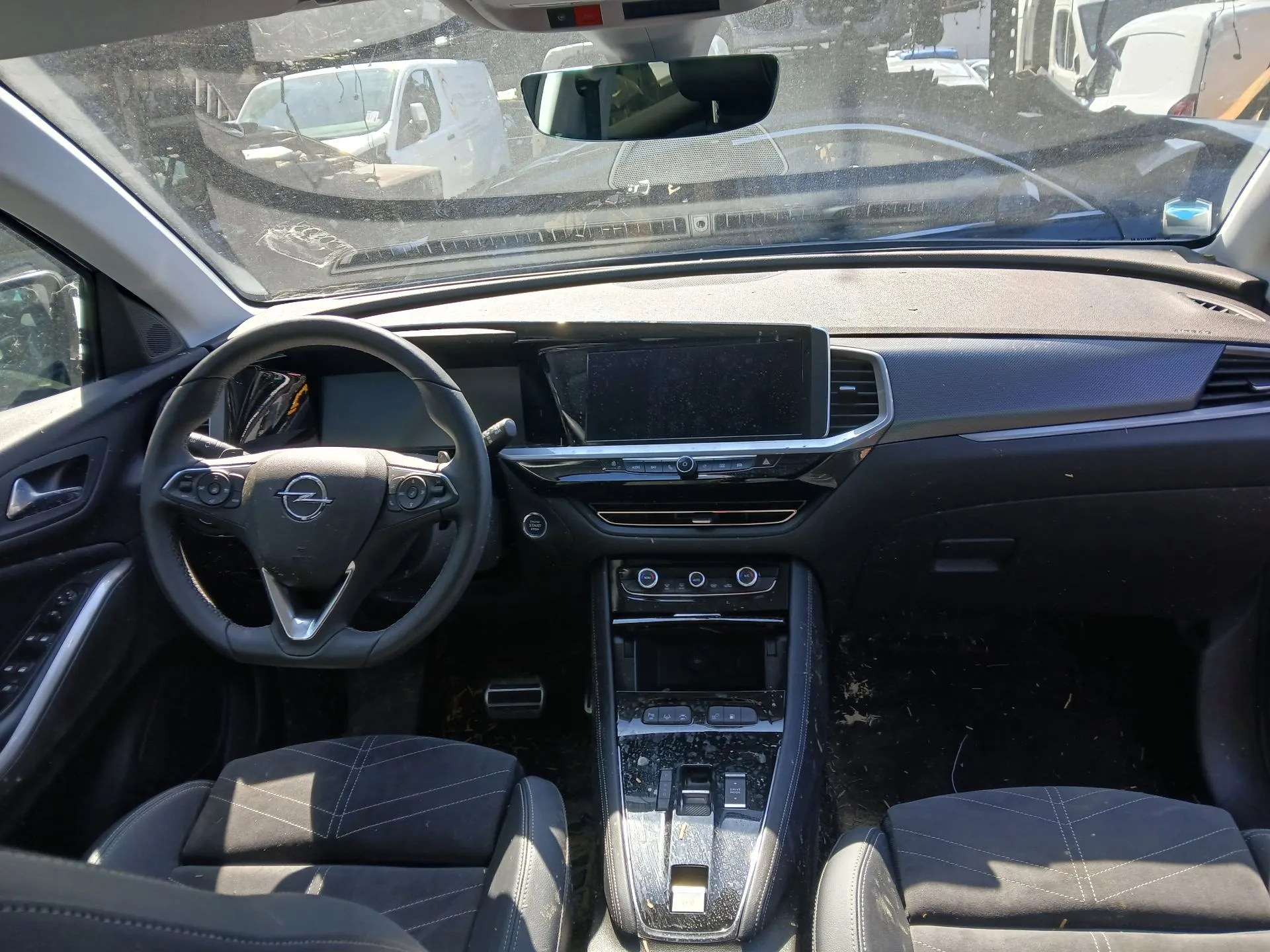Frente Completa OPEL Grandland X (75) Imagem-3
