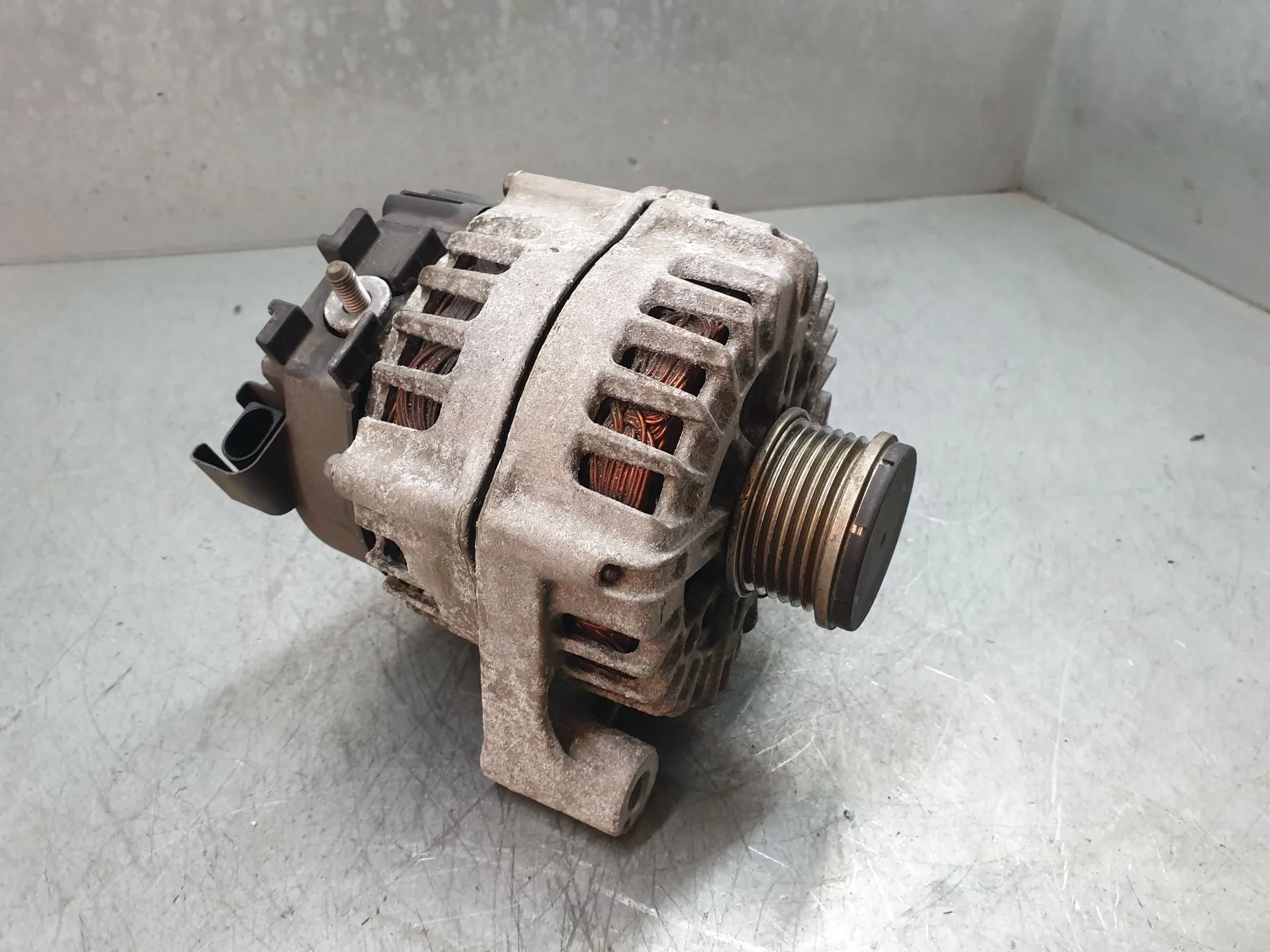Alternador BMW 1 (F21) Imagem-1