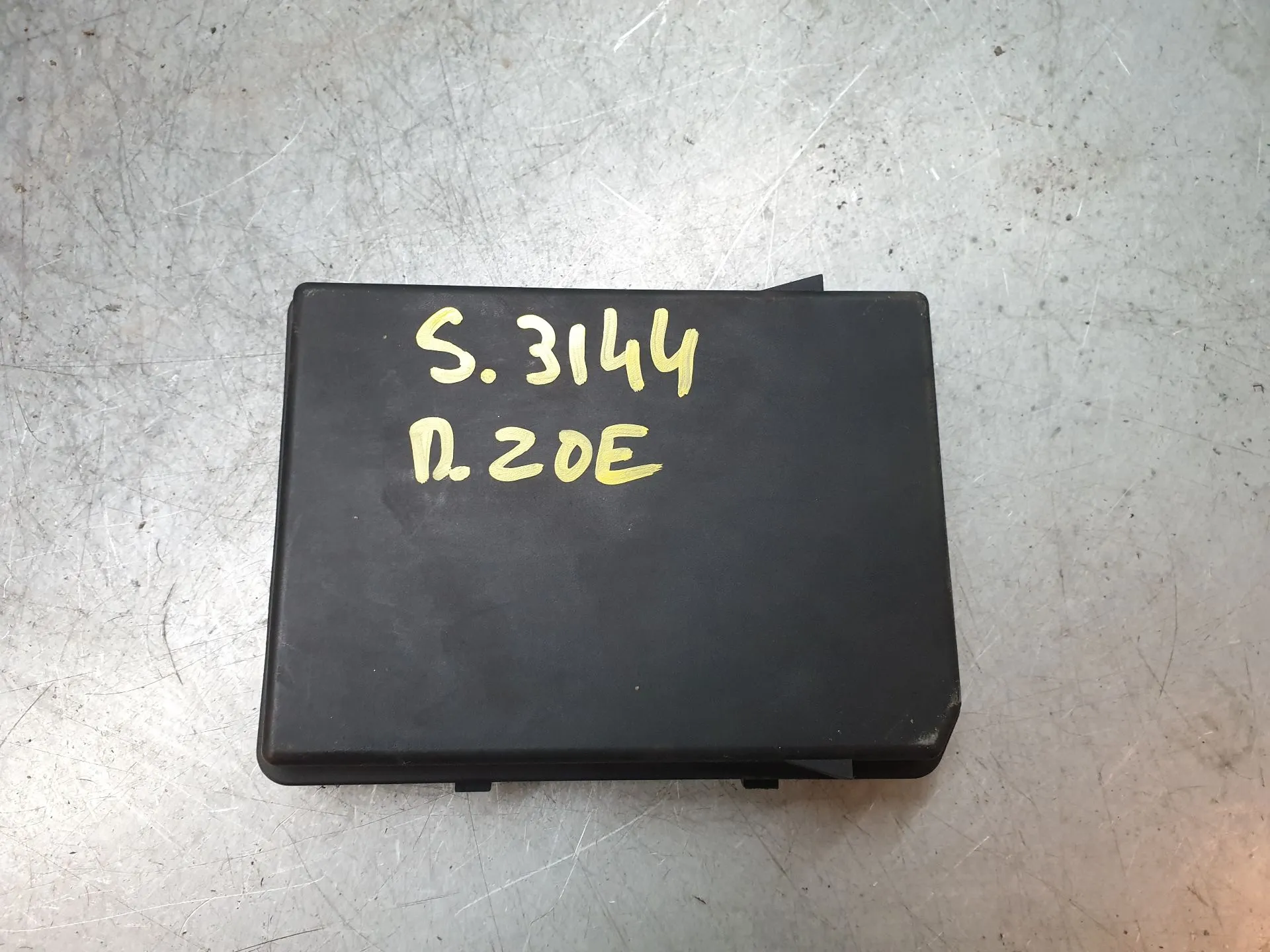 Caixa fusíveis / SAM / BSI RENAULT Zoe (BFM_) Imagem-1