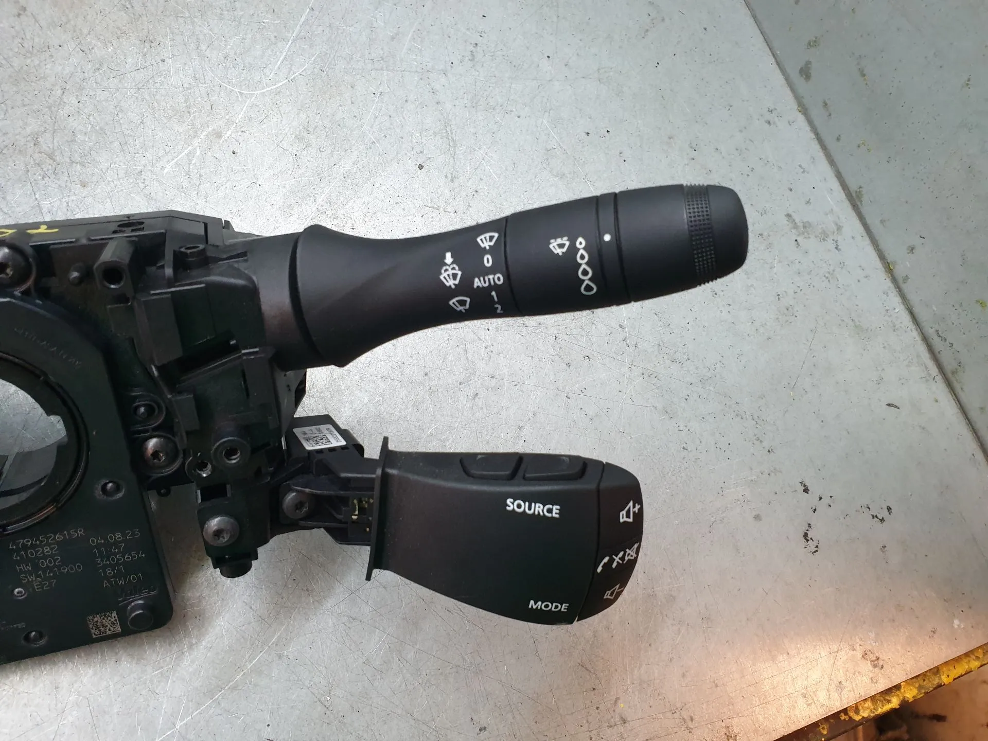 Ensemble leviers d'éclairage et essuie-glace RENAULT Express Van Imagem-2