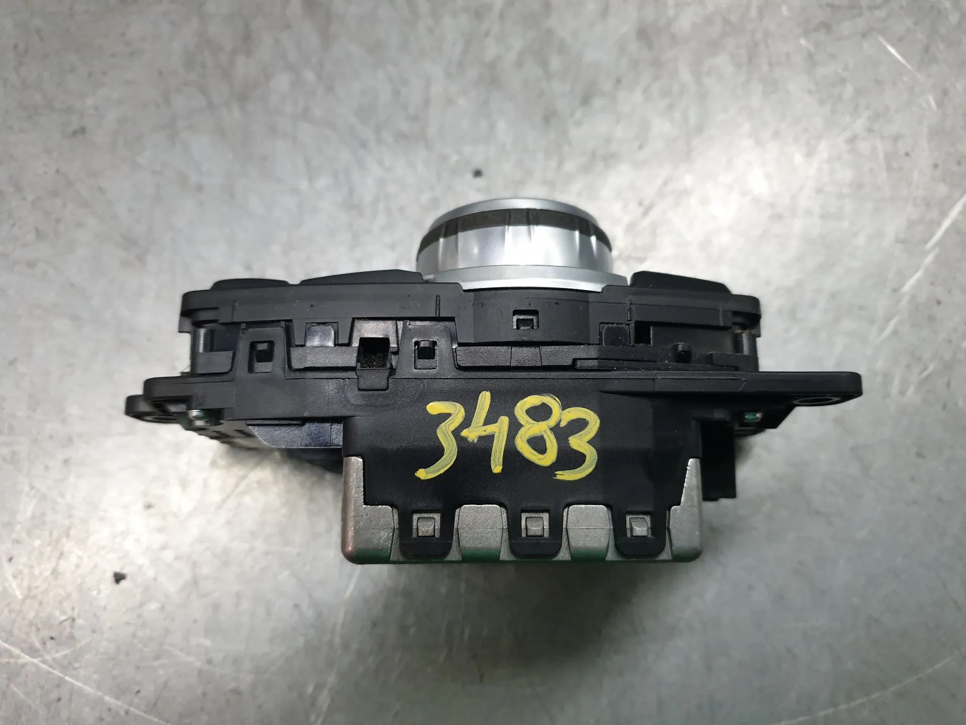 Comando / botão / interruptor multifunções BMW 1 (F21) Imagem-3