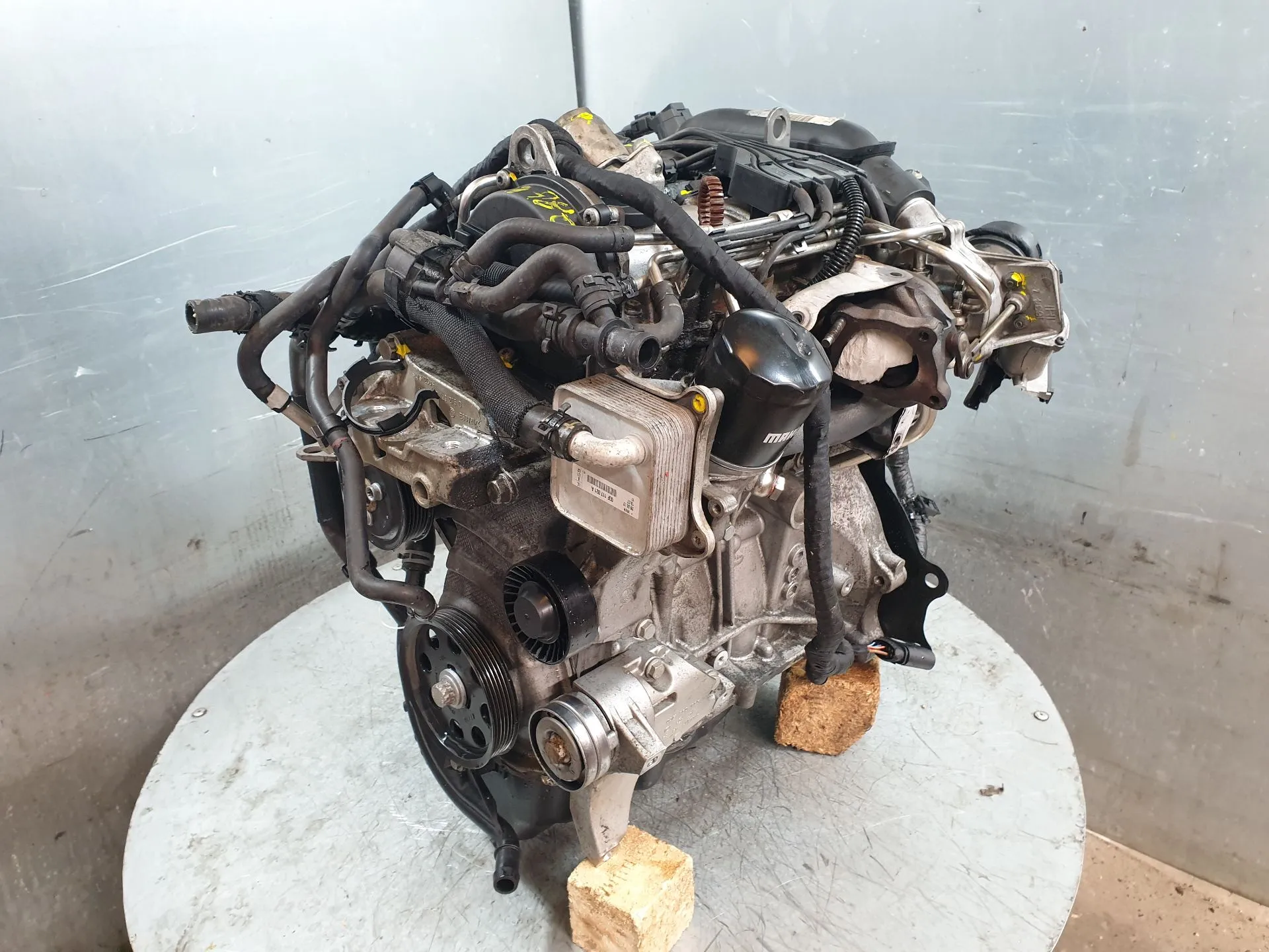Motore completo VOLKSWAGEN Golf VI (5K1) Imagem-1