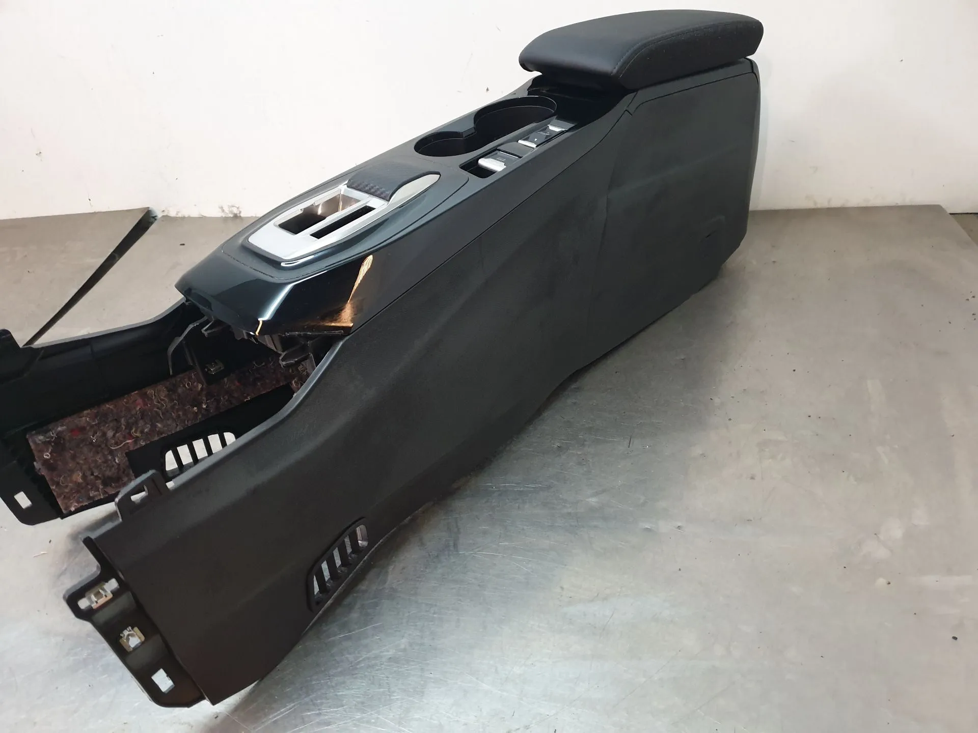 Accoudoir PEUGEOT 208 II