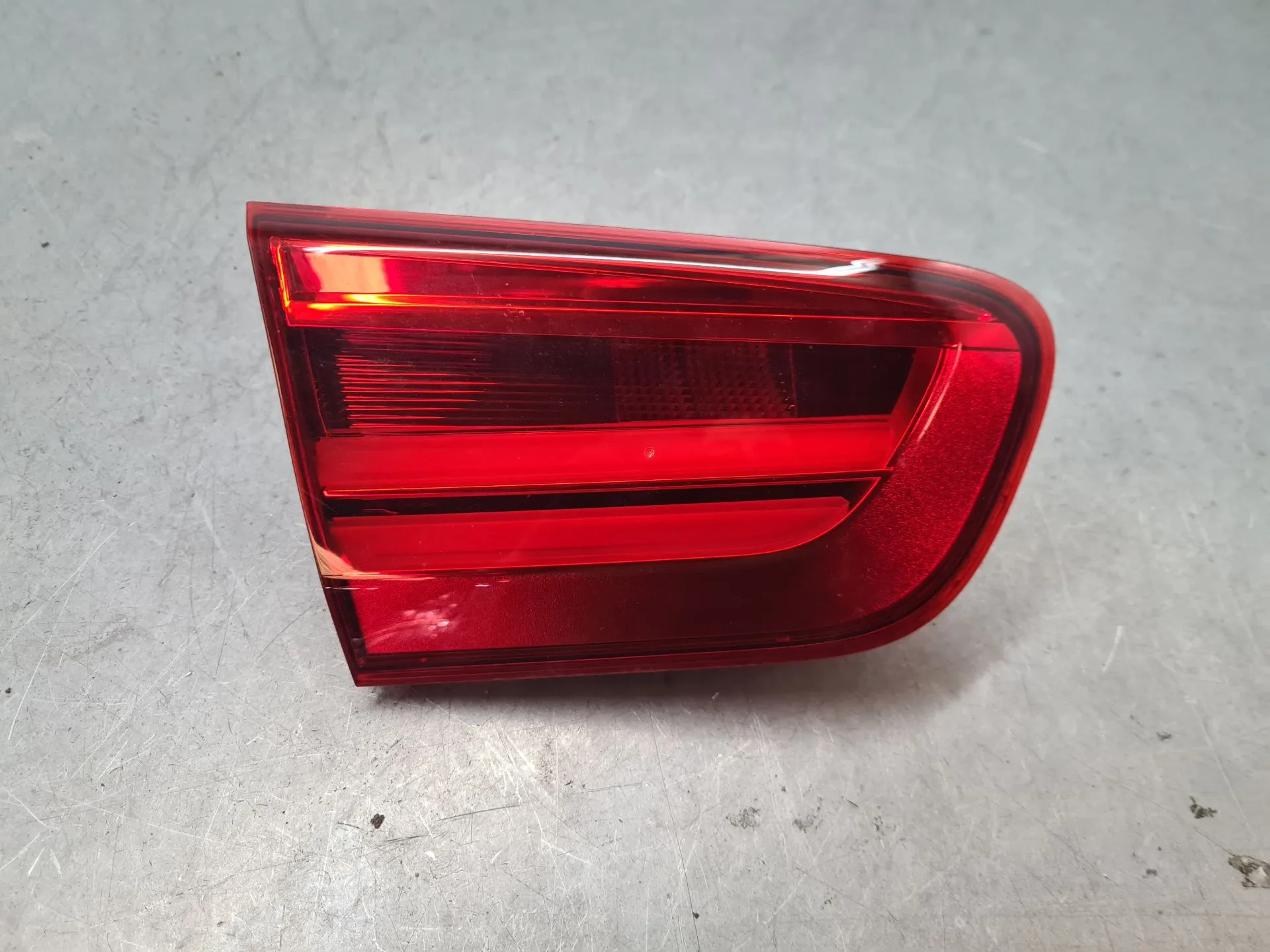 Left Tailgate light  BMW 1 (F20)