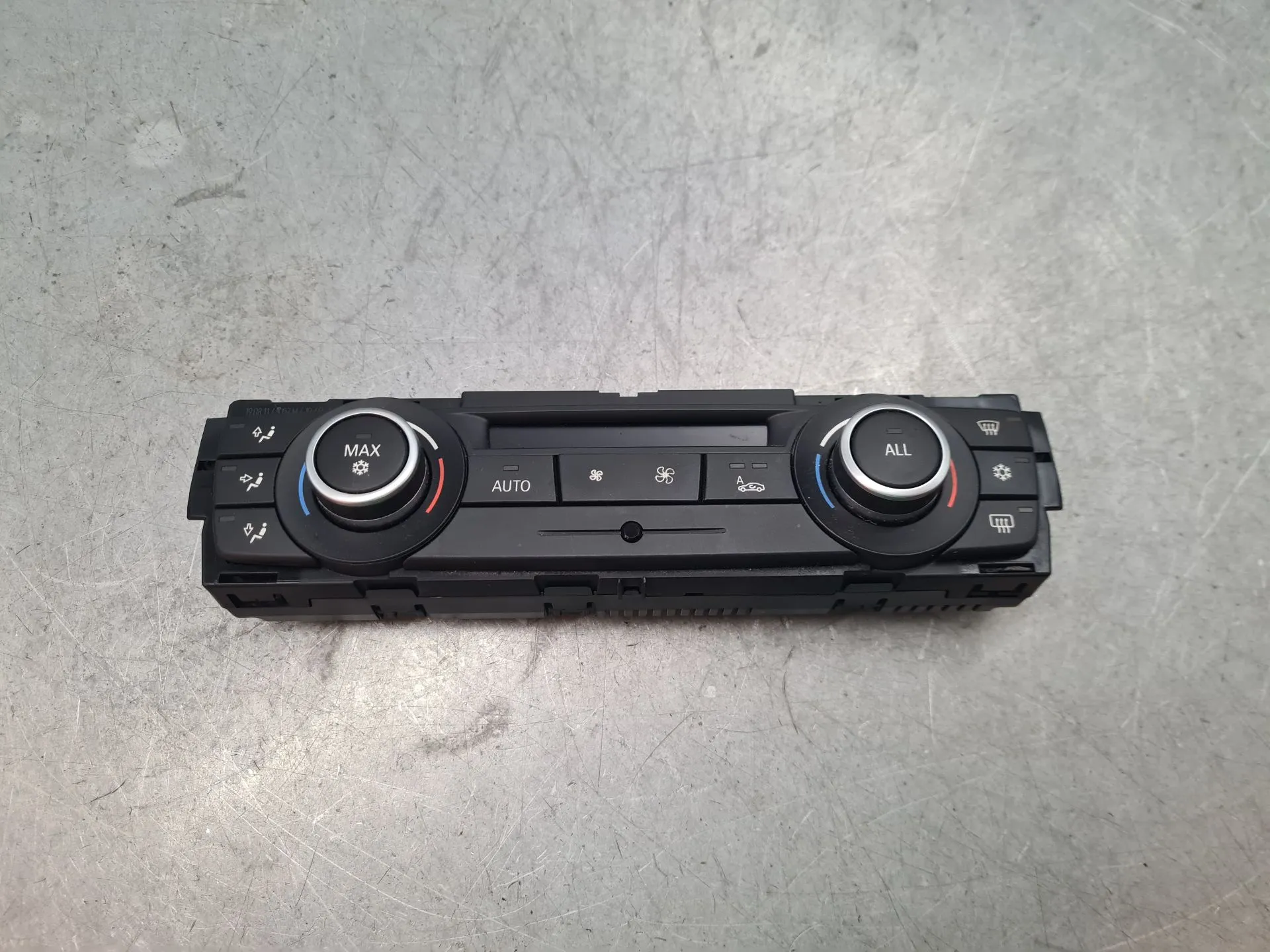 Comando chauffage / sofagem BMW X1 (E84)