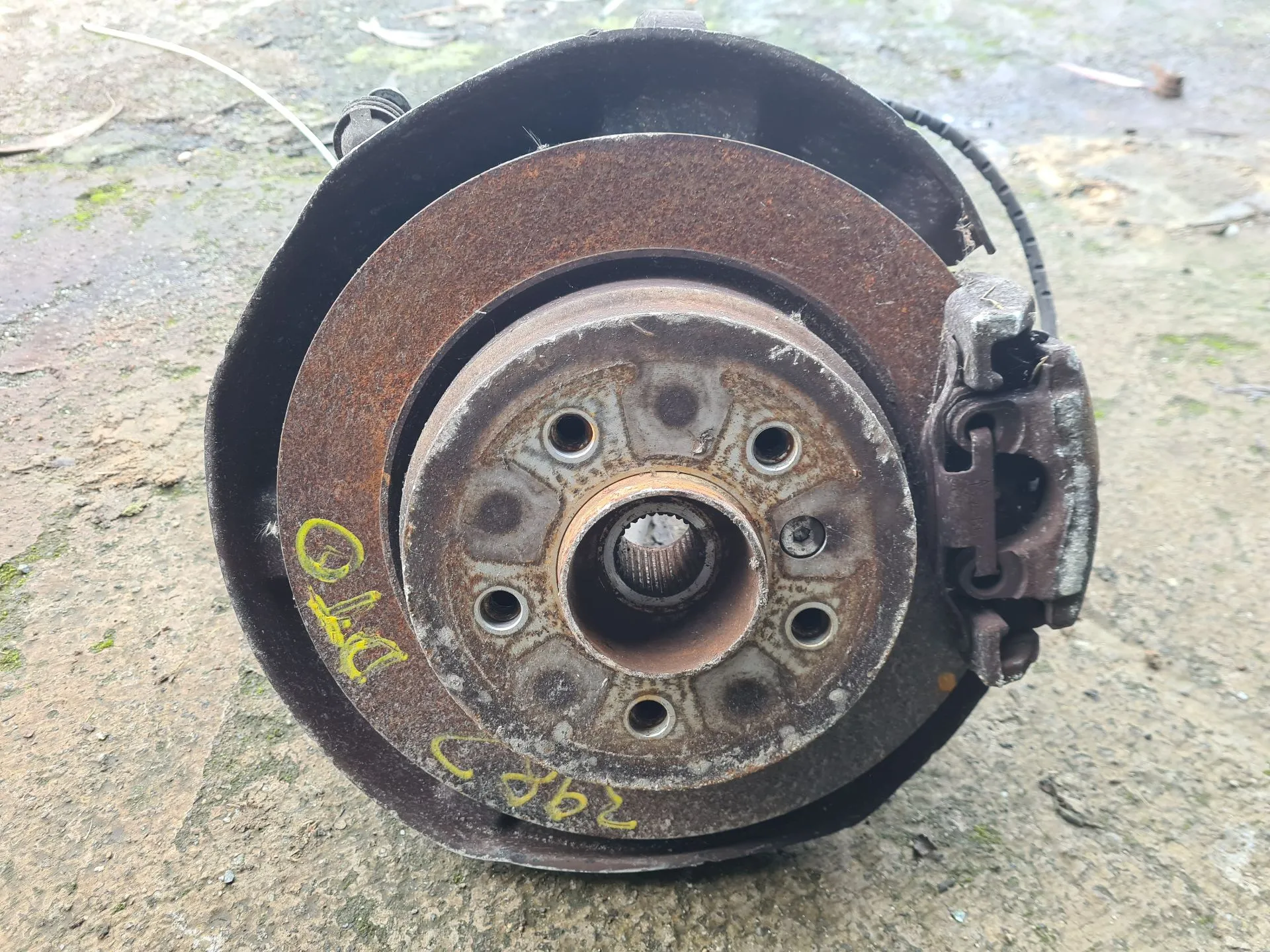 Fusée arrière Droite BMW X1 (E84)