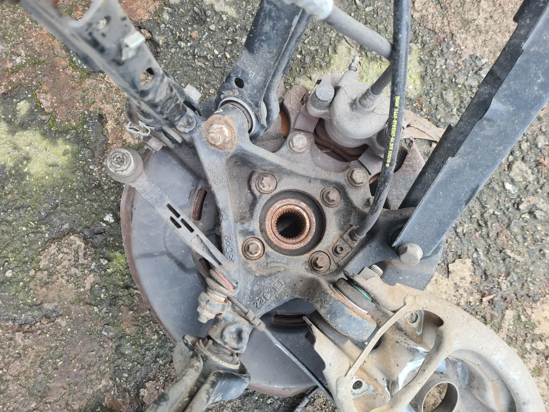 Mangueta trasera izquierda BMW X1 (E84) Imagem-1