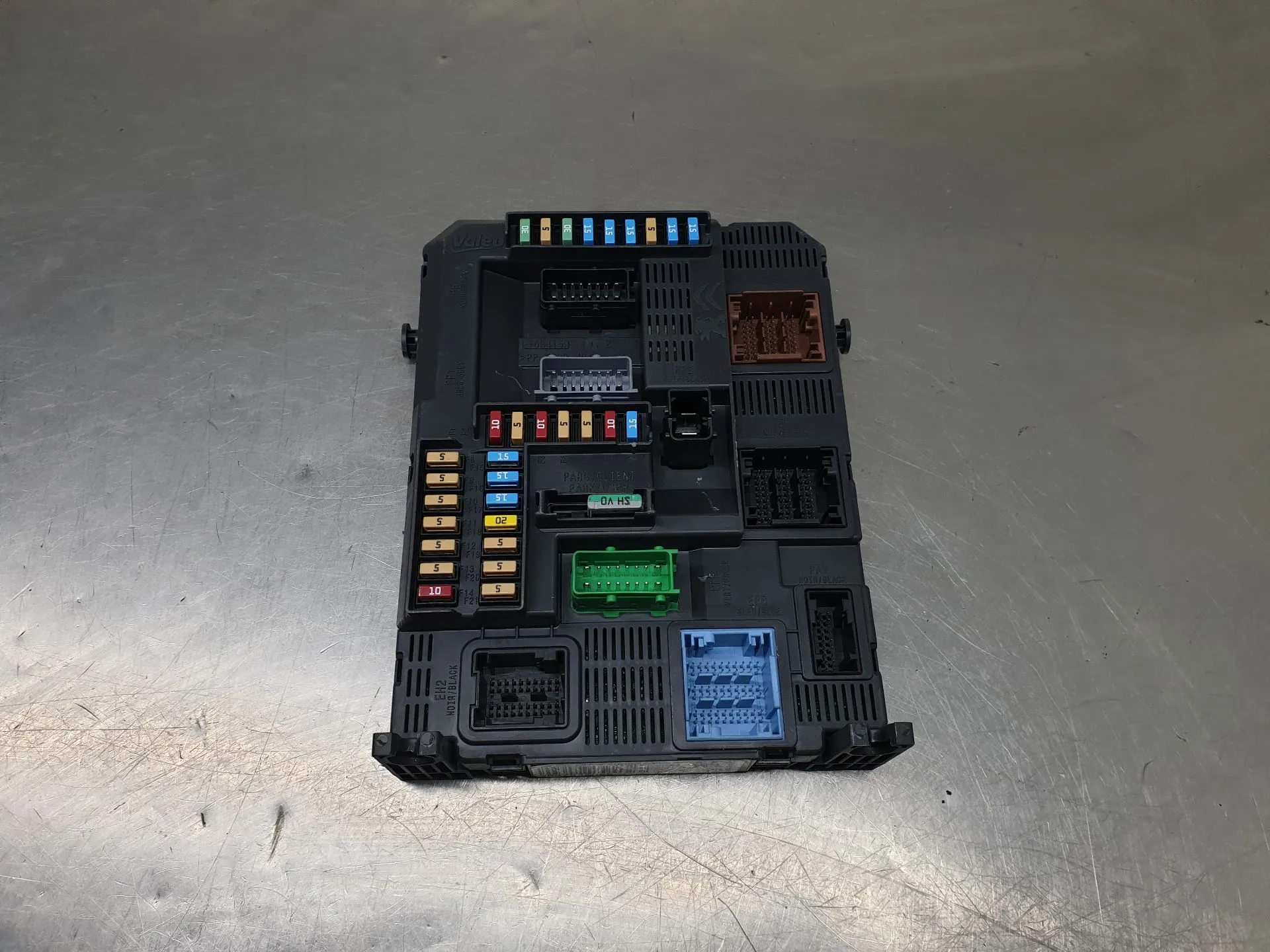 Caja fusibles / SAM / BSI PEUGEOT 208