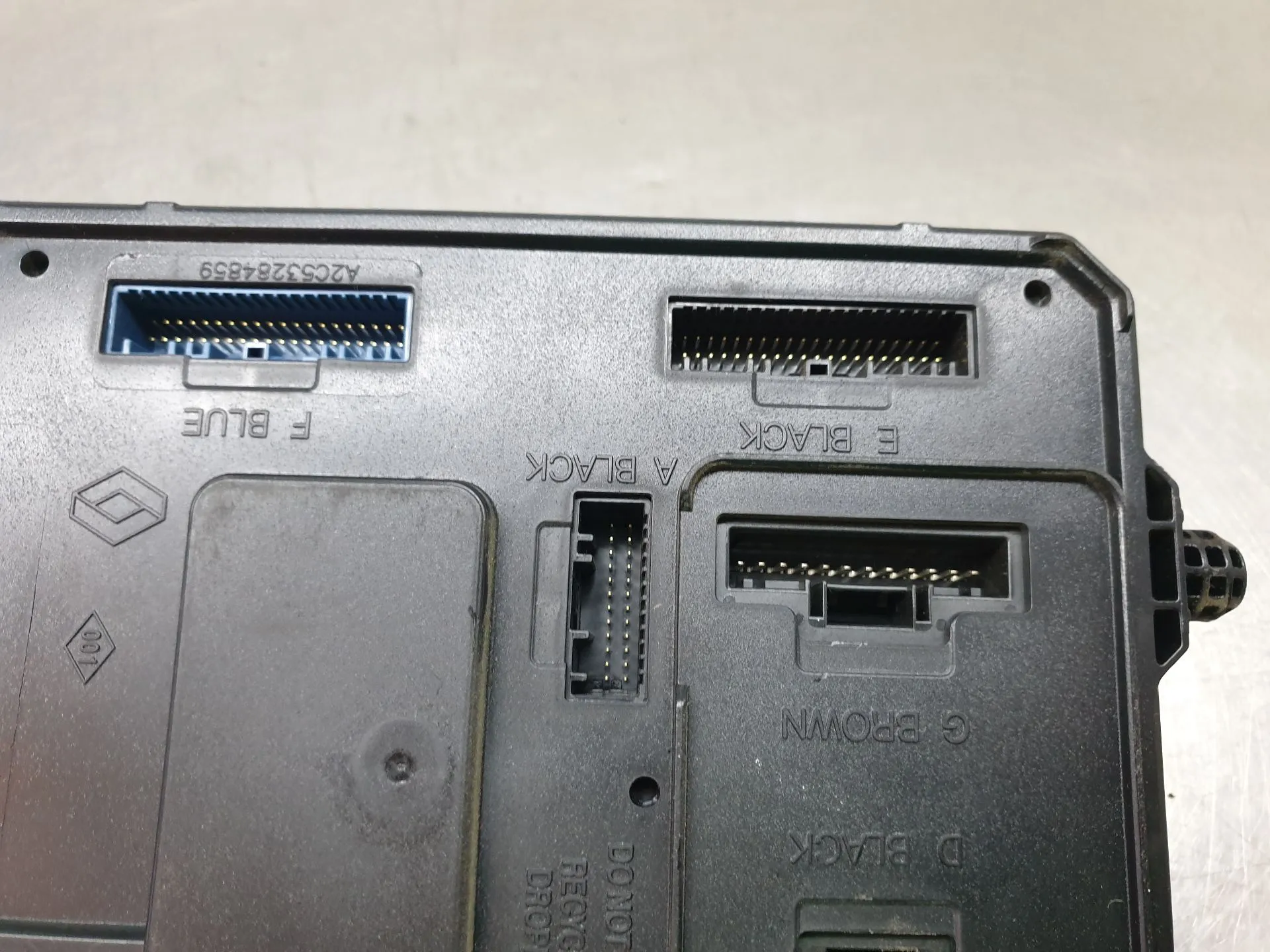 Modulo / Centralina comfort RENAULT Megane III Grandtour (KZ0/1) Imagem-2