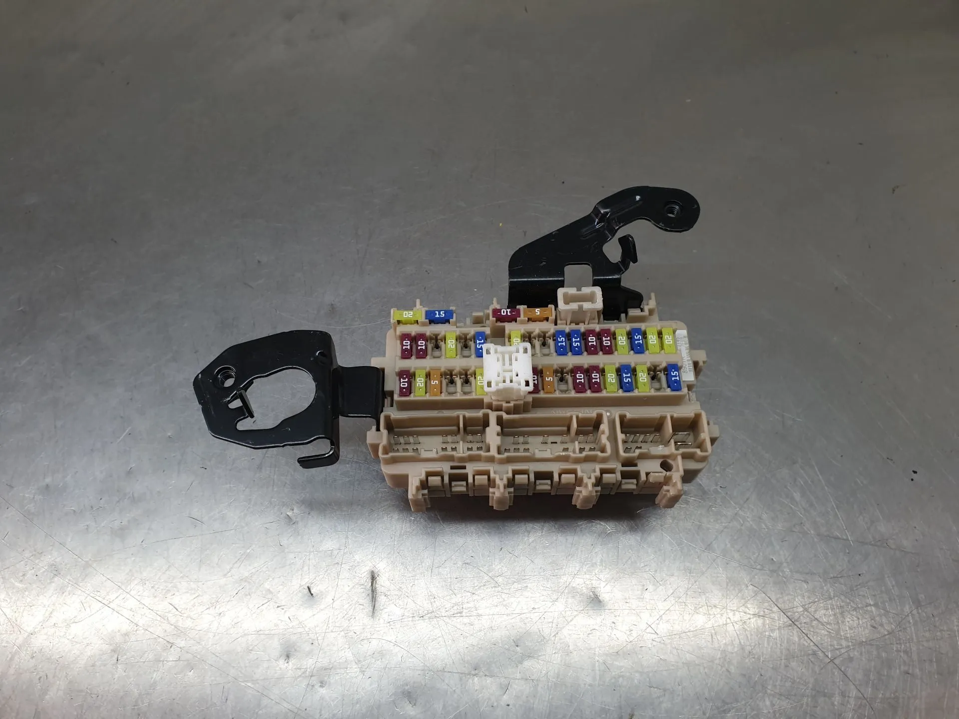 Caixa fusíveis / SAM / BSI RENAULT Kadjar (HA_, HL_) Imagem-1