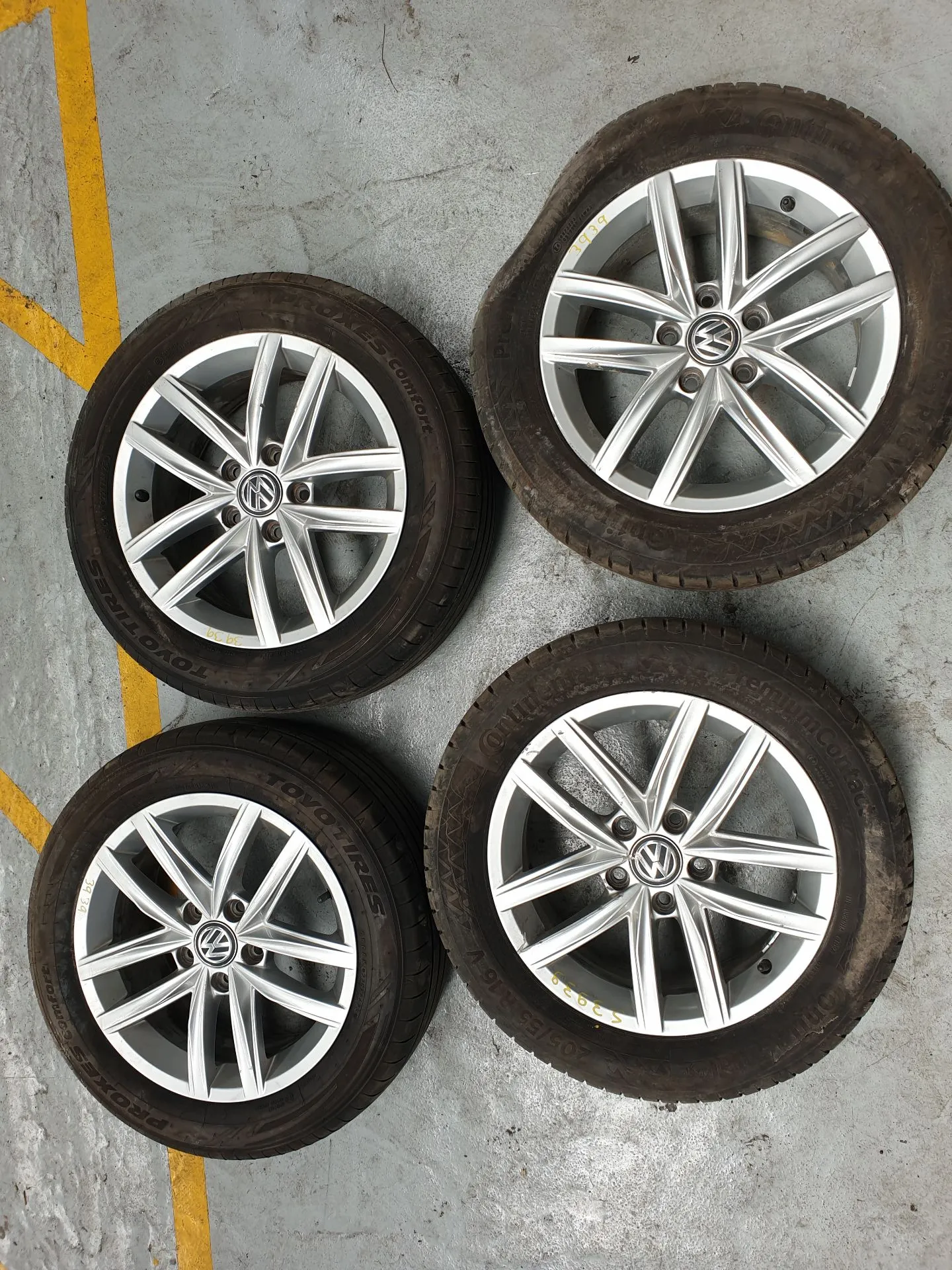 Conjunto Jantes Especiais VOLKSWAGEN Golf VII (5G1, BQ1, BE1, BE2)
