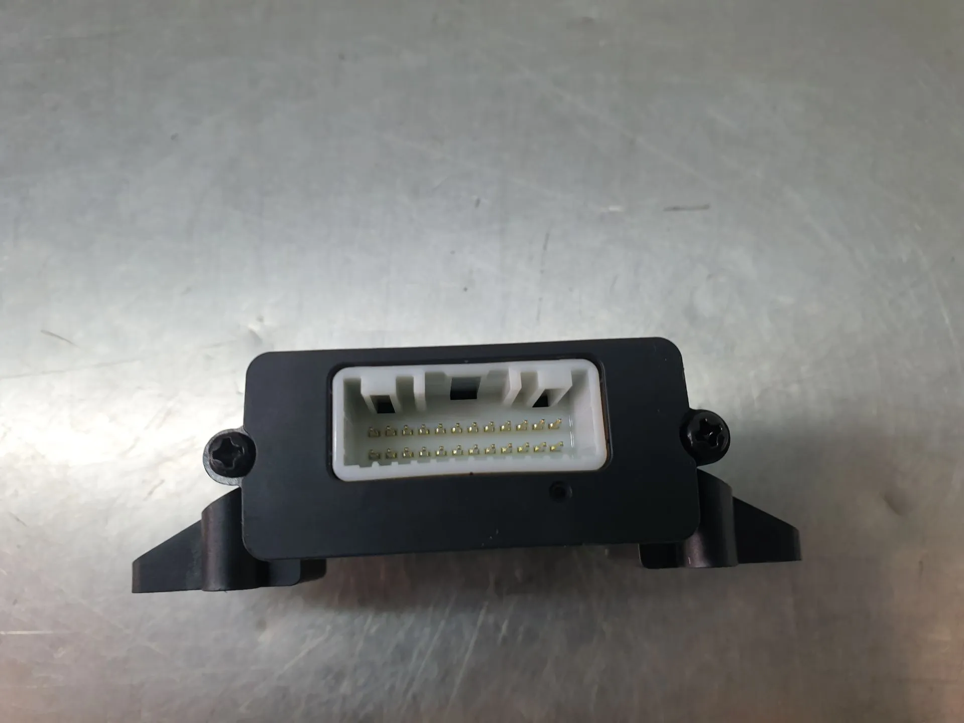 Module de confort DACIA Duster III (P1310) Imagem-2