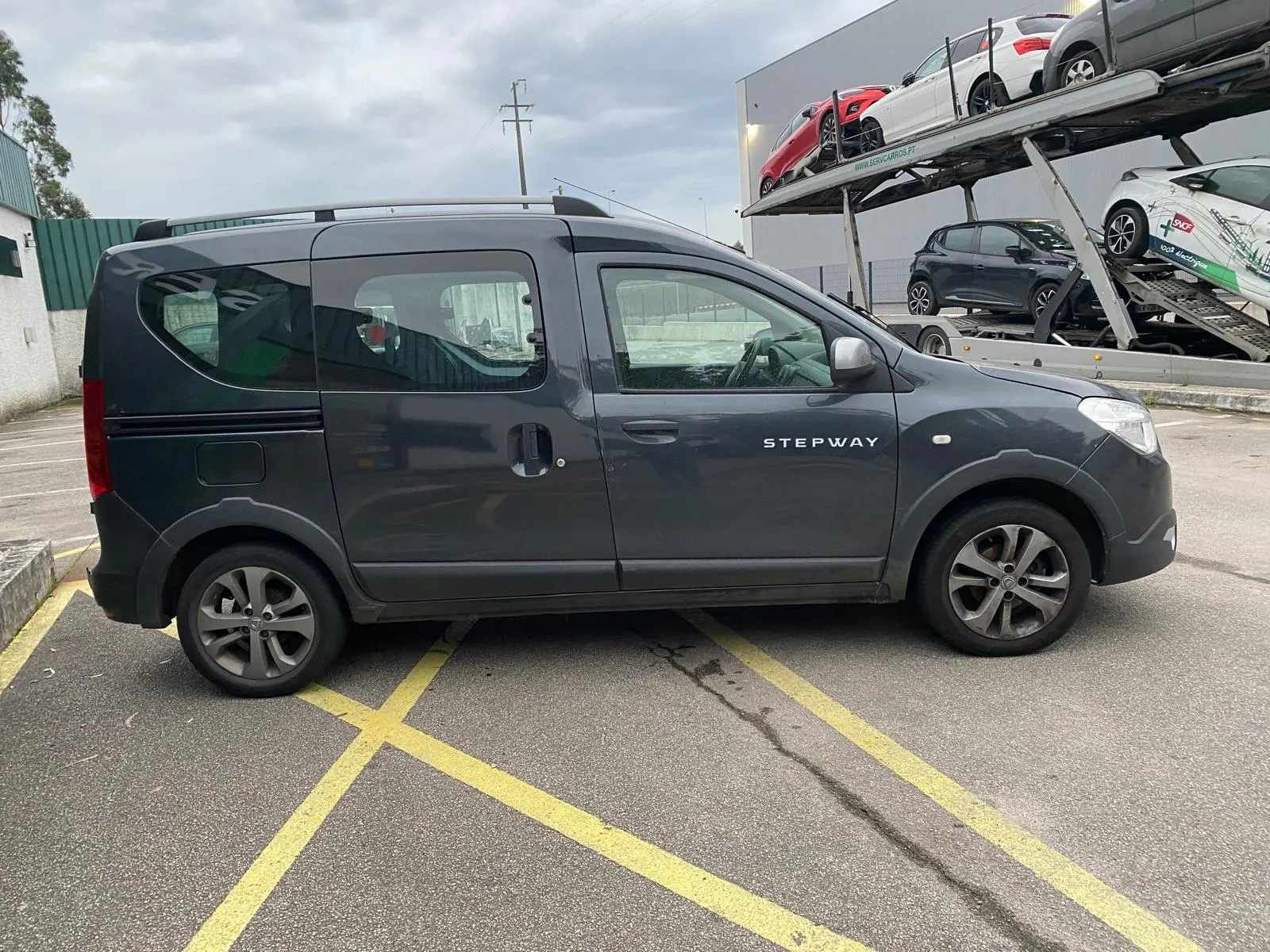 Frente Completa DACIA Dokker (0S_) Imagem-5