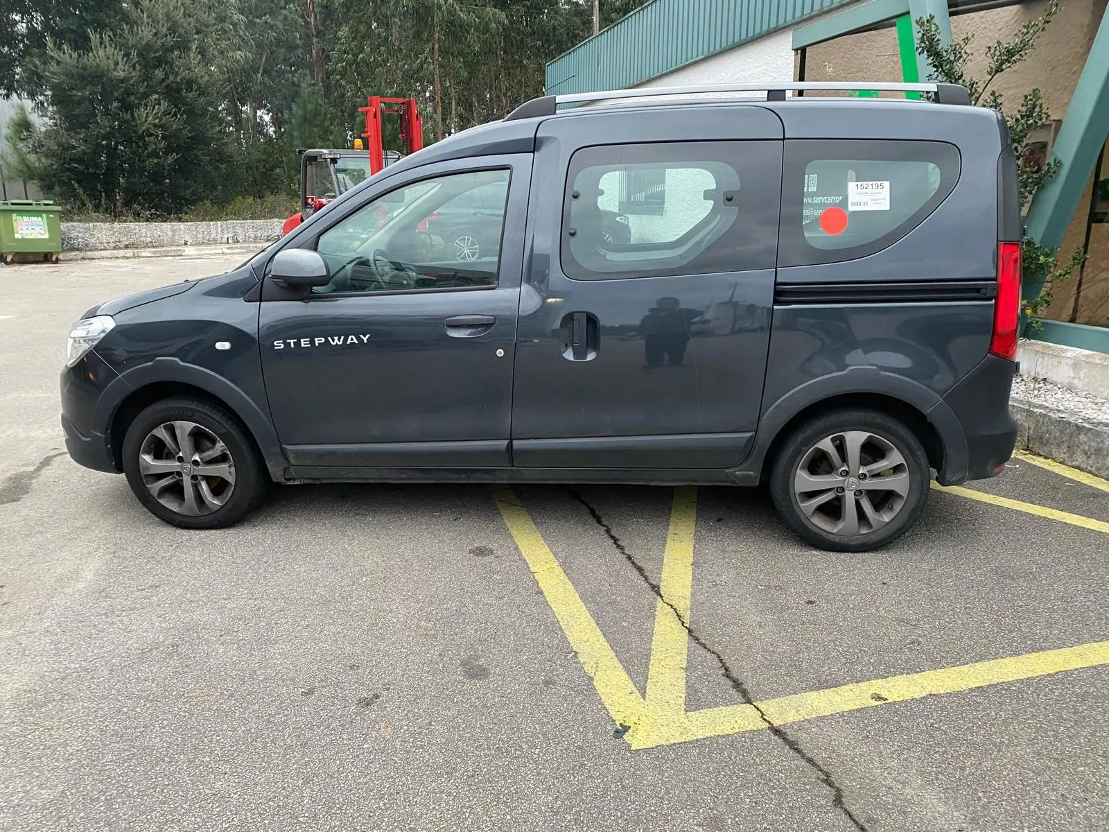 Frente Completa DACIA Dokker (0S_) Imagem-6