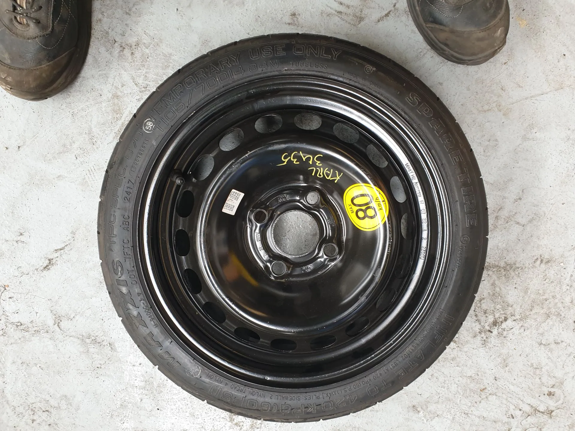 Pneu suplente OPEL Karl Imagem-1