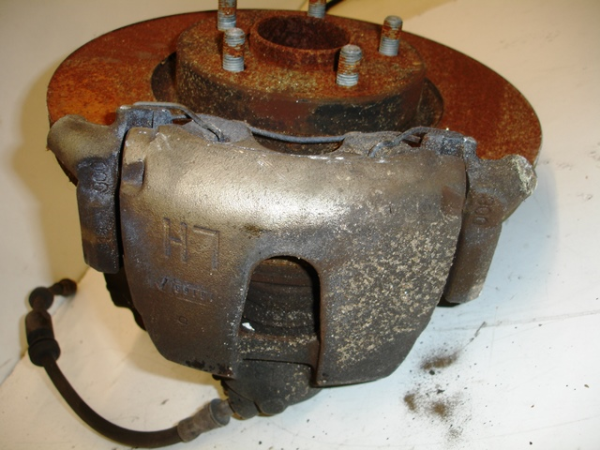 Pinça travão / maxila de travão frente esquerda FORD Focus II (DA_)