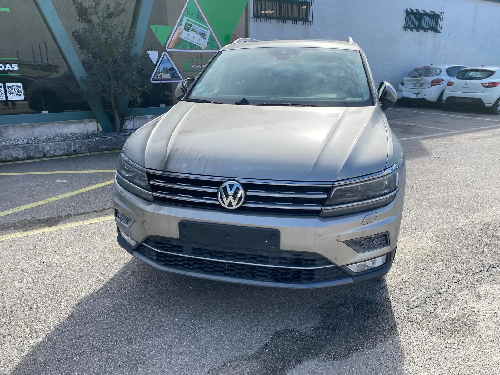 Frente Completa VOLKSWAGEN Tiguan (5N) Imagem-6