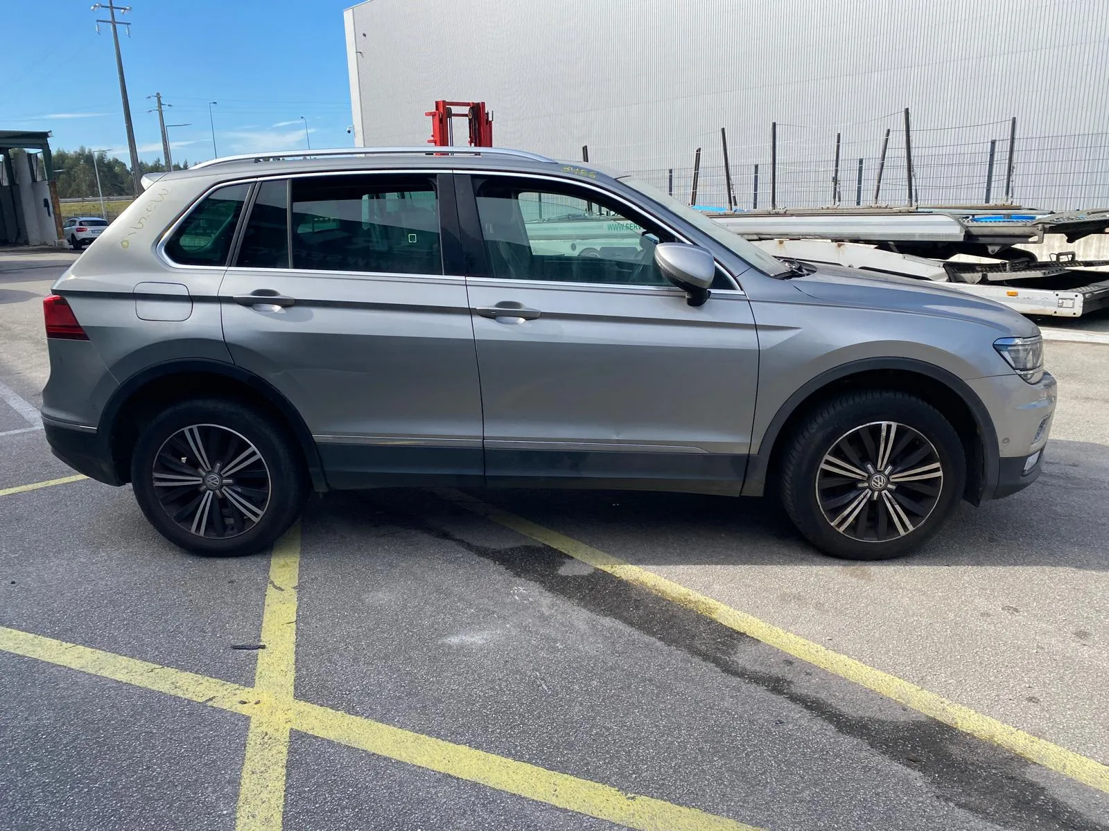 Lève-vitre arrière Droite VOLKSWAGEN Tiguan (5N)